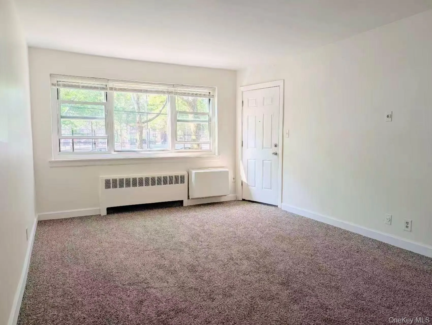 150-83 70th Road, New York, NY, 1 Bedroom Bedrooms, 4 Rooms Rooms,1 BathroomBathrooms,Residential,For Rent,70th,0,1021013 150-83 70th Road, New York, NY, 1 Bedroom Bedrooms, 4 Rooms Rooms,1 BathroomBathrooms,Residential,For Rent,70th,0,1021013