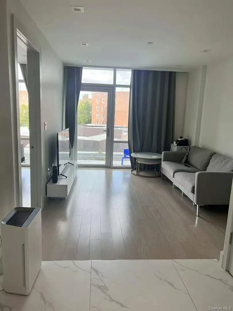 4162 Bowne Street, New York, NY, 2 Bedrooms Bedrooms, 6 Rooms Rooms,2 BathroomsBathrooms,Residential,For Rent,Bowne,0,1021015 4162 Bowne Street, New York, NY, 2 Bedrooms Bedrooms, 6 Rooms Rooms,2 BathroomsBathrooms,Residential,For Rent,Bowne,0,1021015