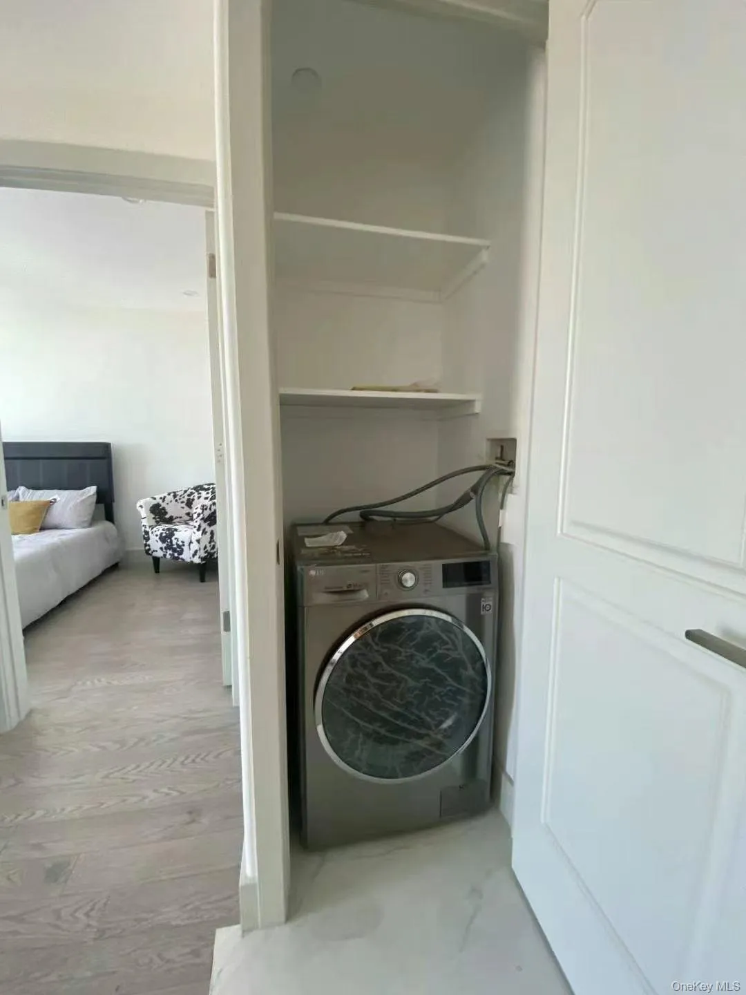 4162 Bowne Street, New York, NY, 2 Bedrooms Bedrooms, 6 Rooms Rooms,2 BathroomsBathrooms,Residential,For Rent,Bowne,0,1021015 4162 Bowne Street, New York, NY, 2 Bedrooms Bedrooms, 6 Rooms Rooms,2 BathroomsBathrooms,Residential,For Rent,Bowne,0,1021015