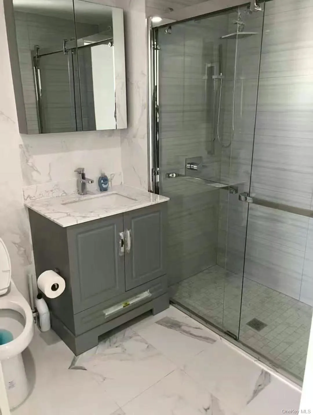 4162 Bowne Street, New York, NY, 2 Bedrooms Bedrooms, 6 Rooms Rooms,2 BathroomsBathrooms,Residential,For Rent,Bowne,0,1021015 4162 Bowne Street, New York, NY, 2 Bedrooms Bedrooms, 6 Rooms Rooms,2 BathroomsBathrooms,Residential,For Rent,Bowne,0,1021015