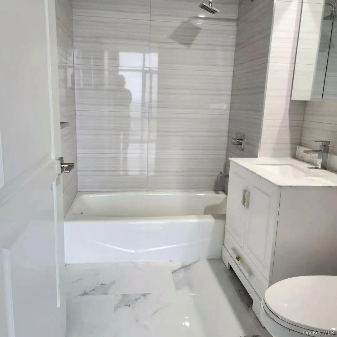 4162 Bowne Street, New York, NY, 2 Bedrooms Bedrooms, 6 Rooms Rooms,2 BathroomsBathrooms,Residential,For Rent,Bowne,0,1021015 4162 Bowne Street, New York, NY, 2 Bedrooms Bedrooms, 6 Rooms Rooms,2 BathroomsBathrooms,Residential,For Rent,Bowne,0,1021015