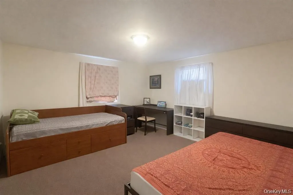187 Horseblock Road, Brookhaven, NY, 4 Bedrooms Bedrooms, 8 Rooms Rooms,2 BathroomsBathrooms,Residential,For Rent,Horseblock,0,1021018 187 Horseblock Road, Brookhaven, NY, 4 Bedrooms Bedrooms, 8 Rooms Rooms,2 BathroomsBathrooms,Residential,For Rent,Horseblock,0,1021018