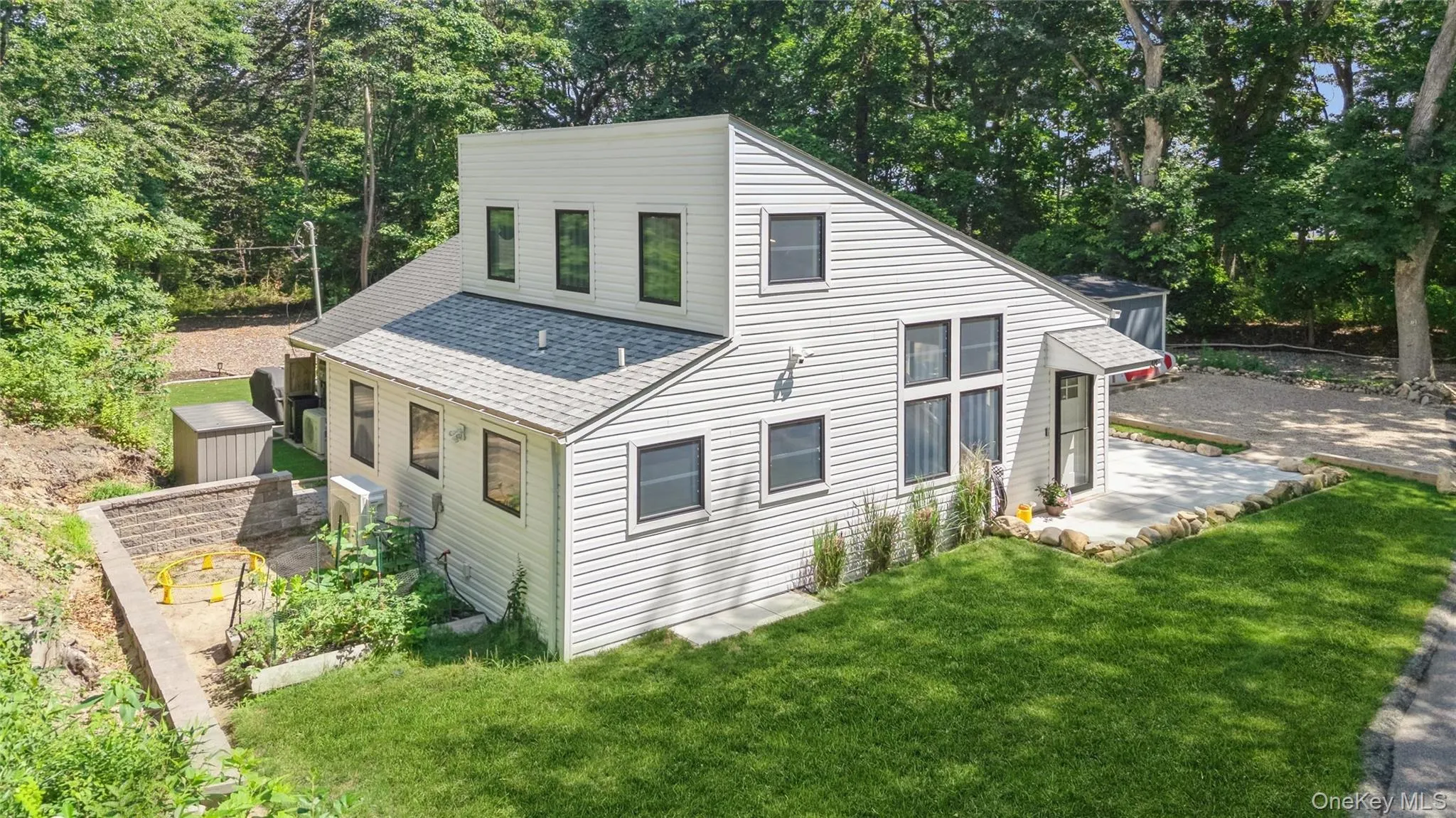 356 Oakleigh Avenue, Riverhead, NY, 3 Bedrooms Bedrooms, 7 Rooms Rooms,1 BathroomBathrooms,Residential,For Rent,Oakleigh,0,1021030 356 Oakleigh Avenue, Riverhead, NY, 3 Bedrooms Bedrooms, 7 Rooms Rooms,1 BathroomBathrooms,Residential,For Rent,Oakleigh,0,1021030