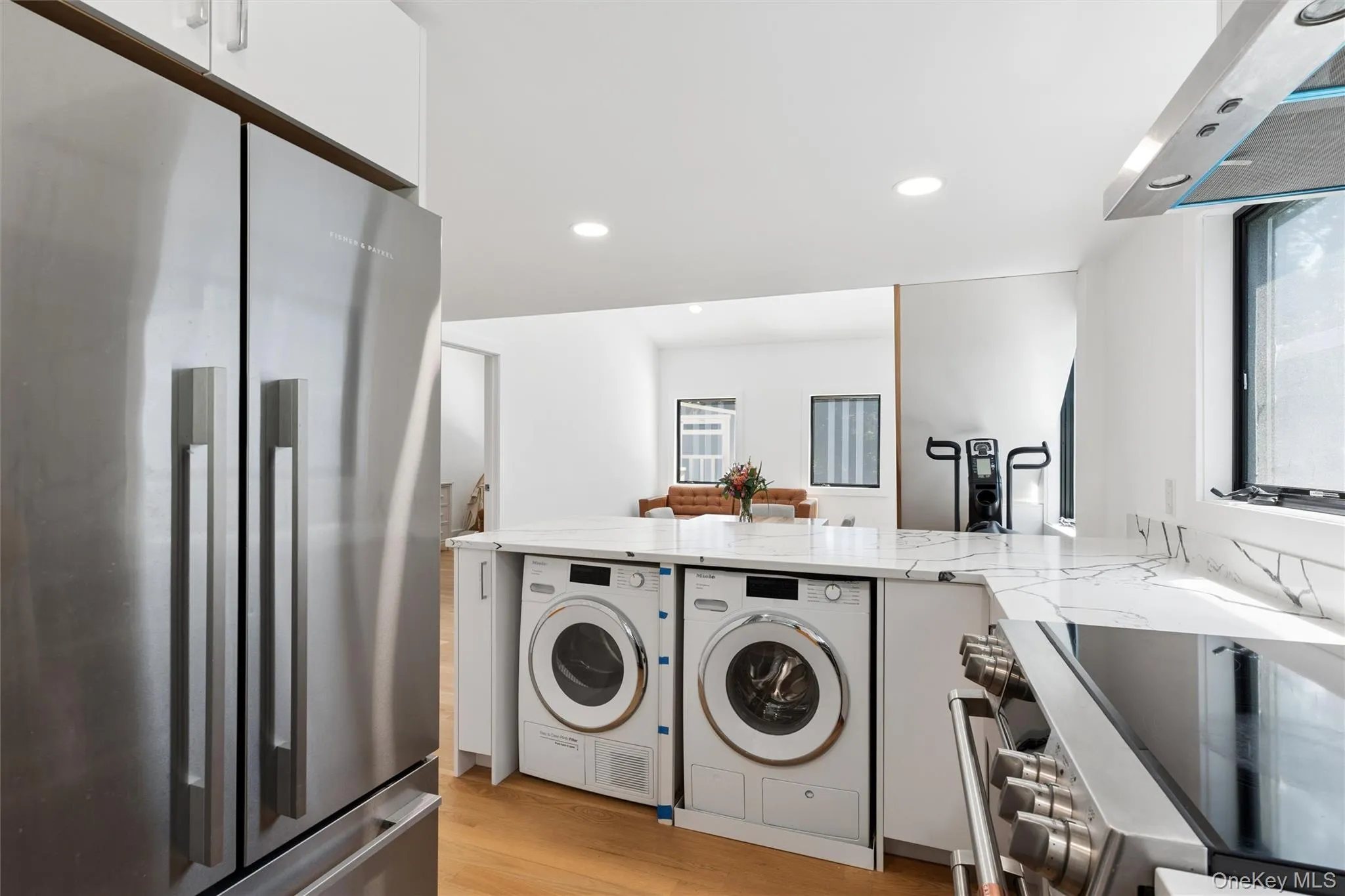 356 Oakleigh Avenue, Riverhead, NY, 3 Bedrooms Bedrooms, 7 Rooms Rooms,1 BathroomBathrooms,Residential,For Rent,Oakleigh,0,1021030 356 Oakleigh Avenue, Riverhead, NY, 3 Bedrooms Bedrooms, 7 Rooms Rooms,1 BathroomBathrooms,Residential,For Rent,Oakleigh,0,1021030