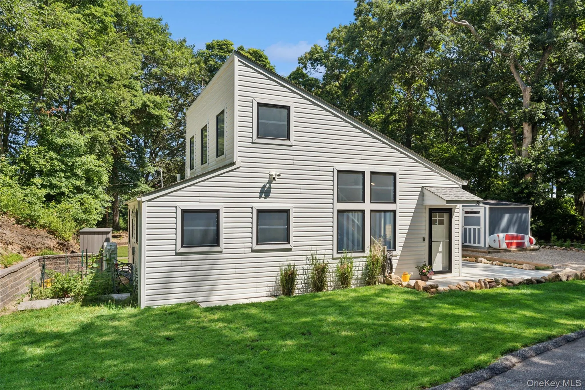 356 Oakleigh Avenue, Riverhead, NY, 3 Bedrooms Bedrooms, 7 Rooms Rooms,1 BathroomBathrooms,Residential,For Rent,Oakleigh,0,1021030 356 Oakleigh Avenue, Riverhead, NY, 3 Bedrooms Bedrooms, 7 Rooms Rooms,1 BathroomBathrooms,Residential,For Rent,Oakleigh,0,1021030