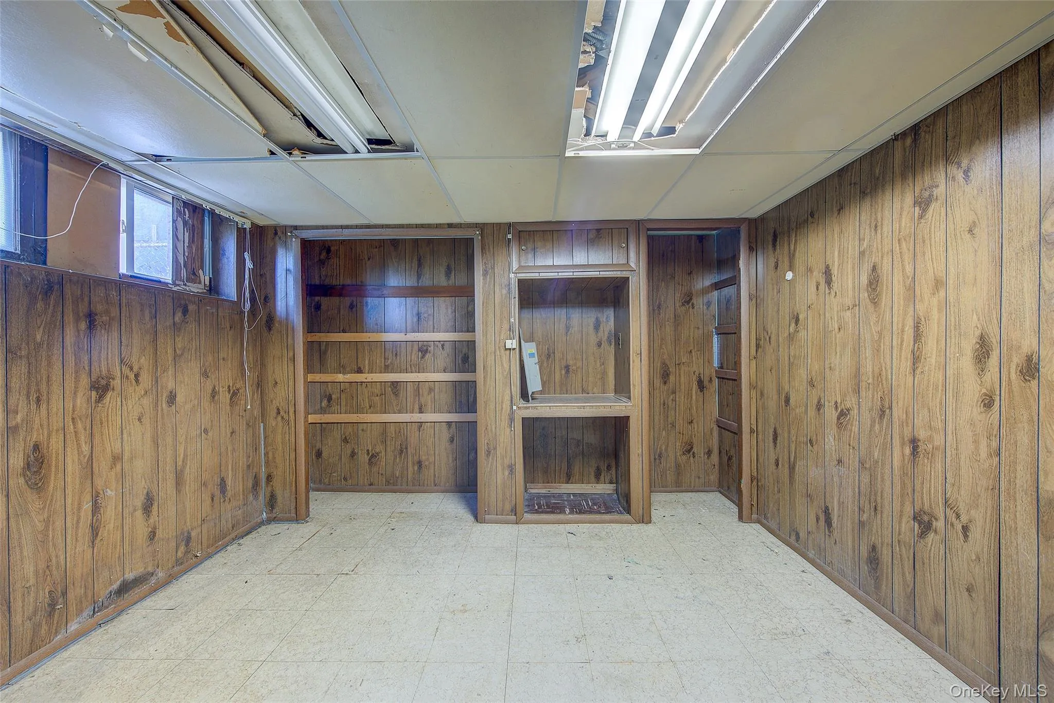 53-21 194th Street, New York, NY, 3 Bedrooms Bedrooms, 6 Rooms Rooms,1 BathroomBathrooms,Residential,For Rent,194th,0,1021035 53-21 194th Street, New York, NY, 3 Bedrooms Bedrooms, 6 Rooms Rooms,1 BathroomBathrooms,Residential,For Rent,194th,0,1021035