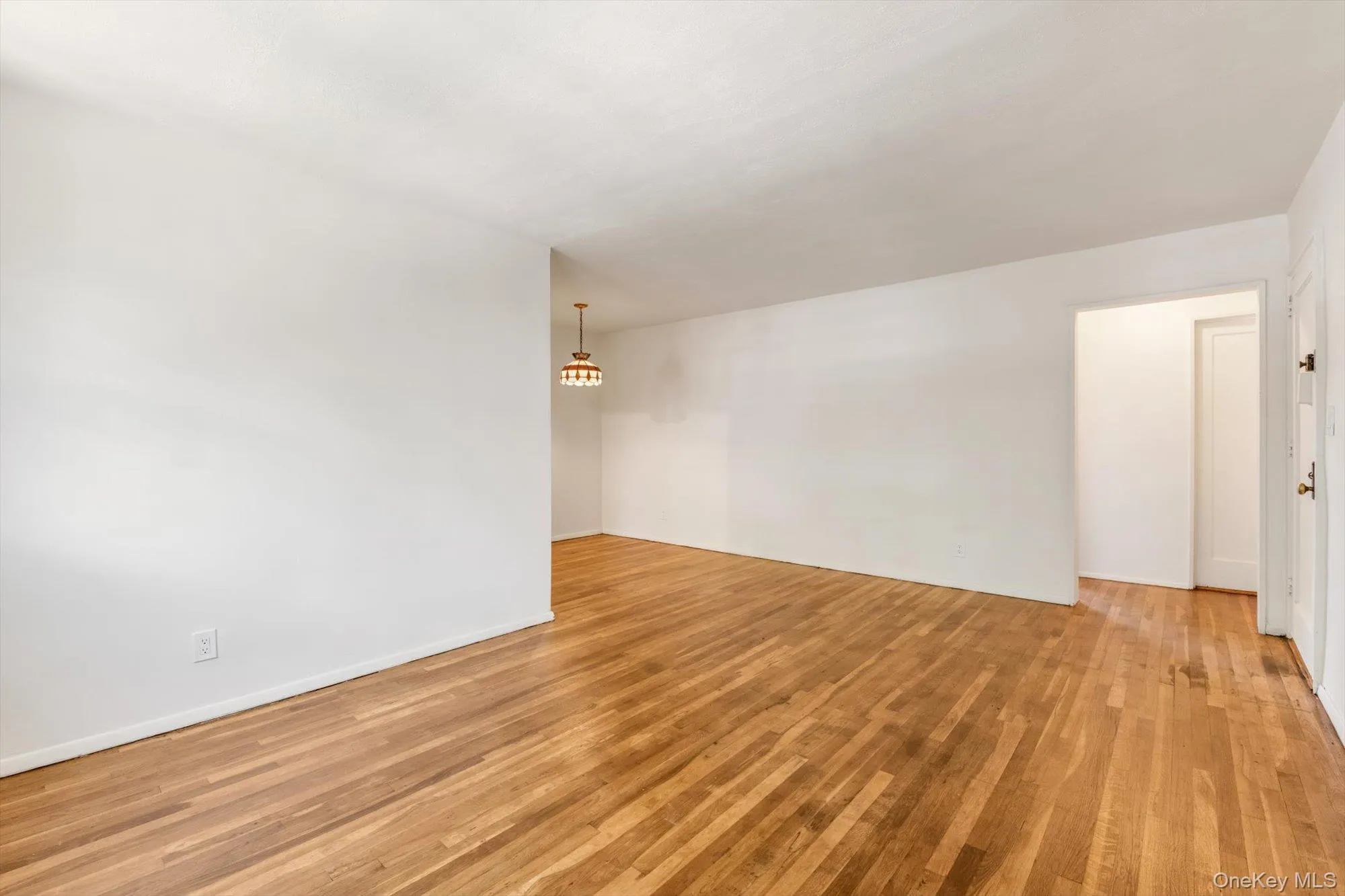 60-23 Marathon Parkway, New York, NY, 1 Bedroom Bedrooms, 4 Rooms Rooms,1 BathroomBathrooms,Residential,For Rent,Marathon Parkway,0,1021040 60-23 Marathon Parkway, New York, NY, 1 Bedroom Bedrooms, 4 Rooms Rooms,1 BathroomBathrooms,Residential,For Rent,Marathon Parkway,0,1021040