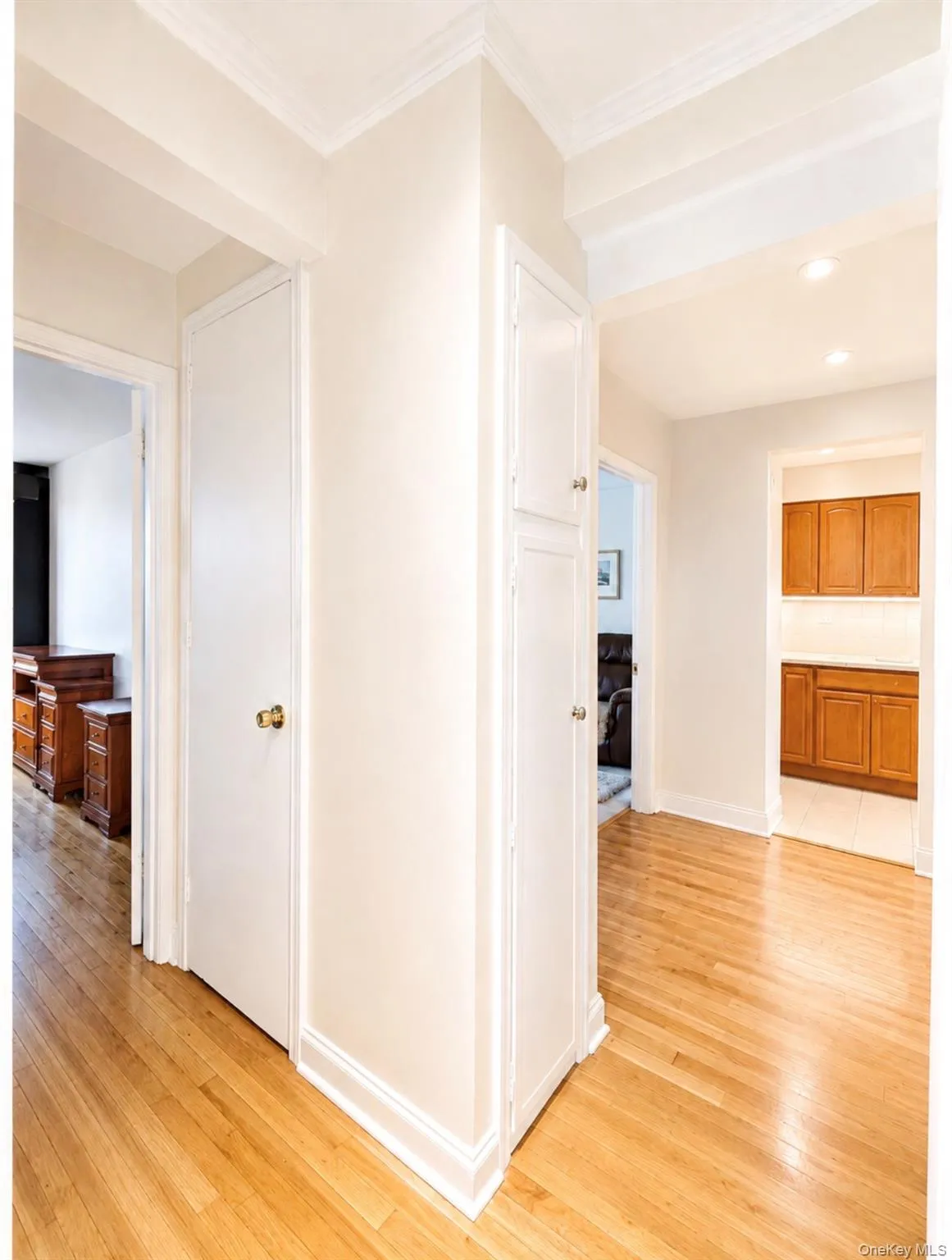 14470 41st Avenue, New York, NY, 1 Bedroom Bedrooms, 4 Rooms Rooms,1 BathroomBathrooms,Residential,For Rent,41st,0,1021043 14470 41st Avenue, New York, NY, 1 Bedroom Bedrooms, 4 Rooms Rooms,1 BathroomBathrooms,Residential,For Rent,41st,0,1021043