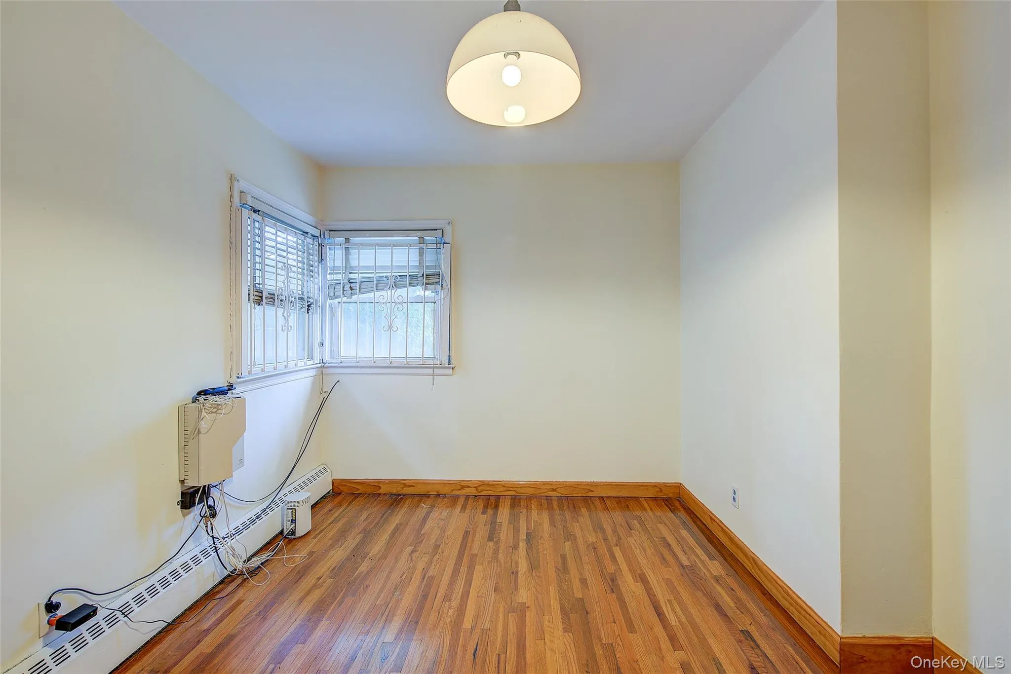 227-12 53rd Avenue, New York, NY, 3 Bedrooms Bedrooms, 6 Rooms Rooms,2 BathroomsBathrooms,Residential,For Rent,53rd,0,1021045 227-12 53rd Avenue, New York, NY, 3 Bedrooms Bedrooms, 6 Rooms Rooms,2 BathroomsBathrooms,Residential,For Rent,53rd,0,1021045