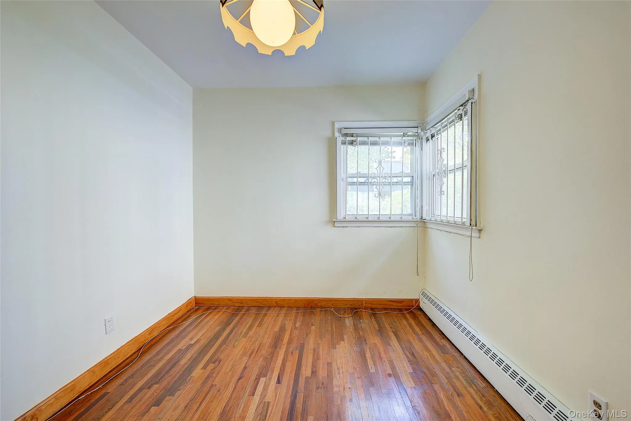 227-12 53rd Avenue, New York, NY, 3 Bedrooms Bedrooms, 6 Rooms Rooms,2 BathroomsBathrooms,Residential,For Rent,53rd,0,1021045 227-12 53rd Avenue, New York, NY, 3 Bedrooms Bedrooms, 6 Rooms Rooms,2 BathroomsBathrooms,Residential,For Rent,53rd,0,1021045