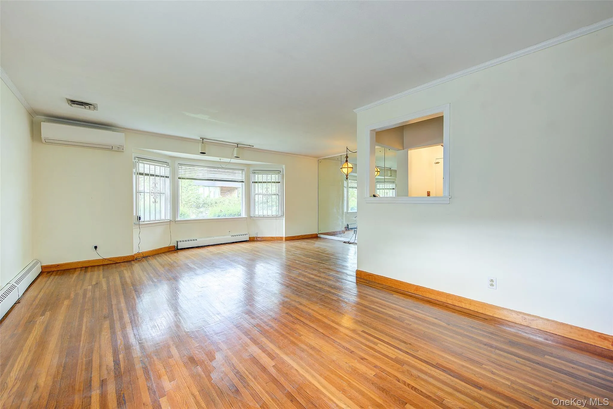 227-12 53rd Avenue, New York, NY, 3 Bedrooms Bedrooms, 6 Rooms Rooms,2 BathroomsBathrooms,Residential,For Rent,53rd,0,1021045 227-12 53rd Avenue, New York, NY, 3 Bedrooms Bedrooms, 6 Rooms Rooms,2 BathroomsBathrooms,Residential,For Rent,53rd,0,1021045