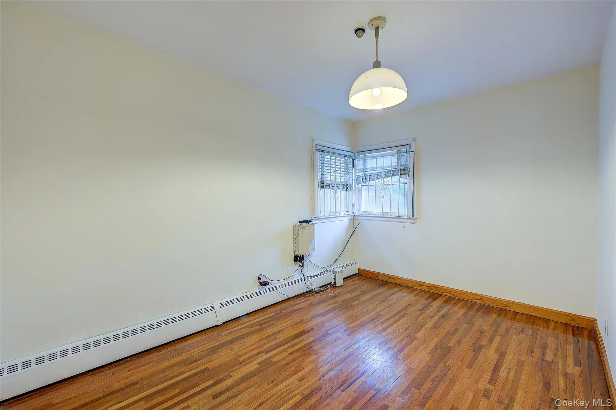 227-12 53rd Avenue, New York, NY, 3 Bedrooms Bedrooms, 6 Rooms Rooms,2 BathroomsBathrooms,Residential,For Rent,53rd,0,1021045 227-12 53rd Avenue, New York, NY, 3 Bedrooms Bedrooms, 6 Rooms Rooms,2 BathroomsBathrooms,Residential,For Rent,53rd,0,1021045