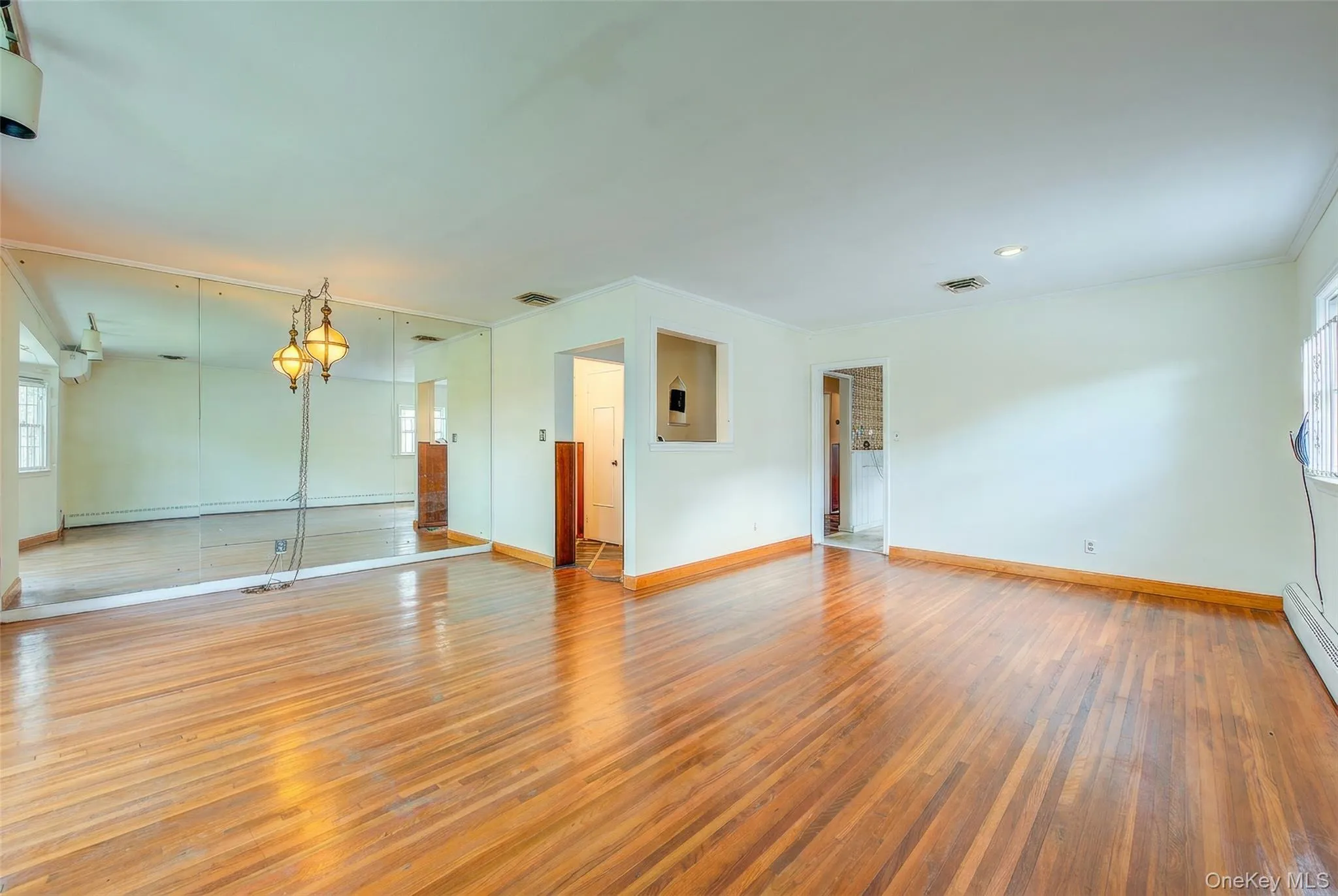 227-12 53rd Avenue, New York, NY, 3 Bedrooms Bedrooms, 6 Rooms Rooms,2 BathroomsBathrooms,Residential,For Rent,53rd,0,1021045 227-12 53rd Avenue, New York, NY, 3 Bedrooms Bedrooms, 6 Rooms Rooms,2 BathroomsBathrooms,Residential,For Rent,53rd,0,1021045