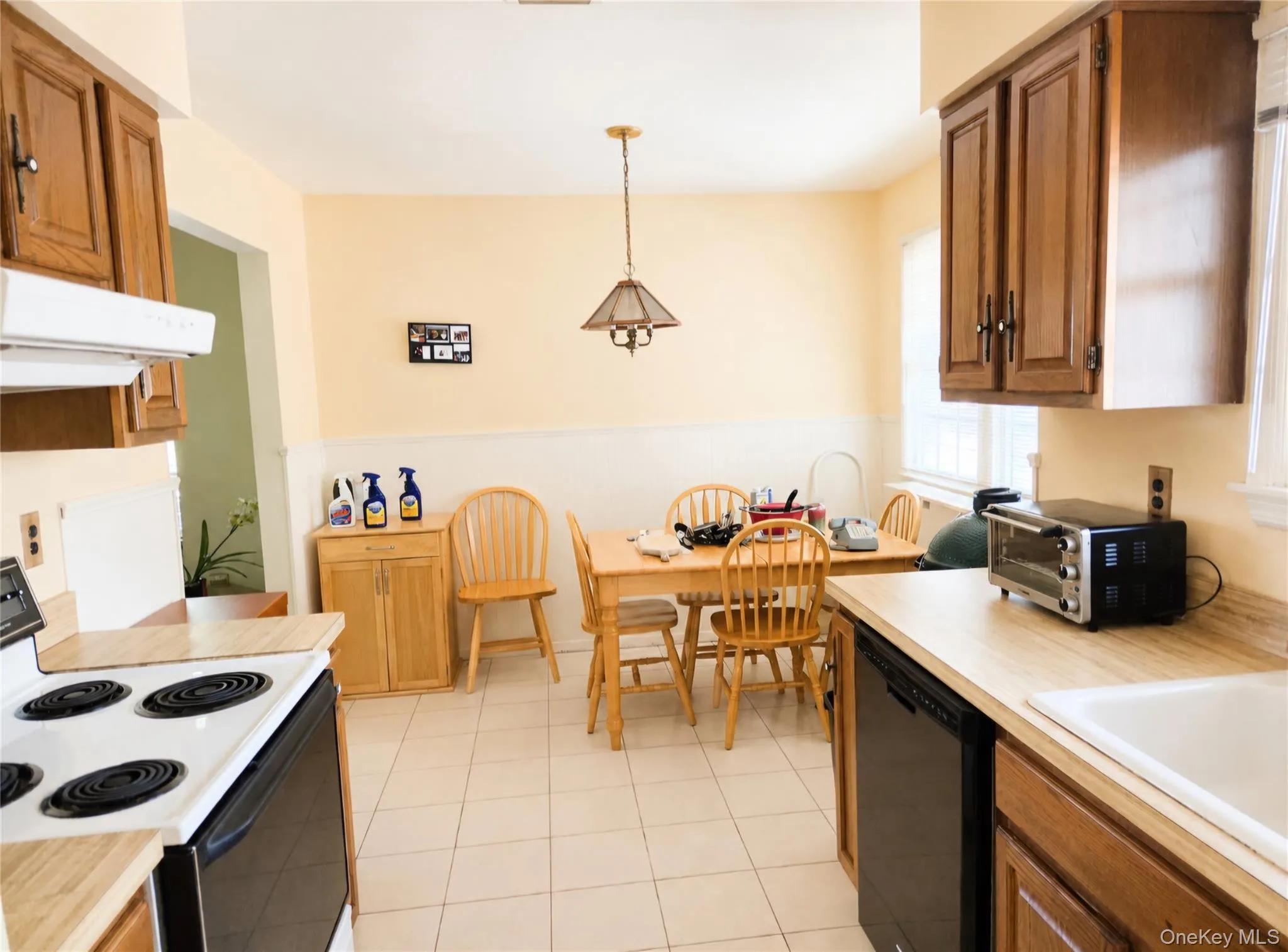 113 Revere Drive, Islip, NY, 2 Bedrooms Bedrooms, 5 Rooms Rooms,2 BathroomsBathrooms,Residential,For Rent,Revere,0,1021047 113 Revere Drive, Islip, NY, 2 Bedrooms Bedrooms, 5 Rooms Rooms,2 BathroomsBathrooms,Residential,For Rent,Revere,0,1021047