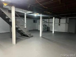 Basement with washer/dryer hookup Basement with washer/dryer hookup