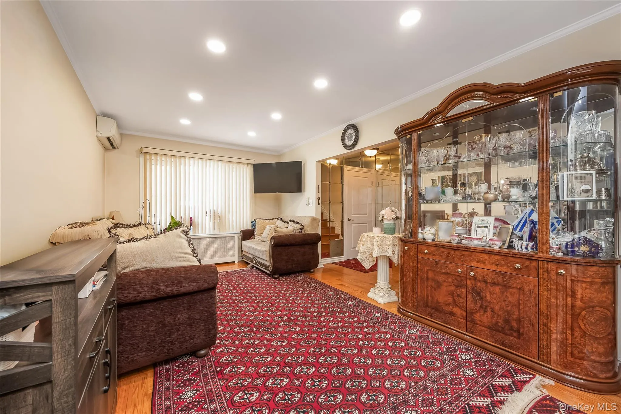 17316 Jewel Avenue, New York, NY, 3 Bedrooms Bedrooms, 6 Rooms Rooms,1 BathroomBathrooms,Residential,For Rent,Jewel,0,1021053 17316 Jewel Avenue, New York, NY, 3 Bedrooms Bedrooms, 6 Rooms Rooms,1 BathroomBathrooms,Residential,For Rent,Jewel,0,1021053
