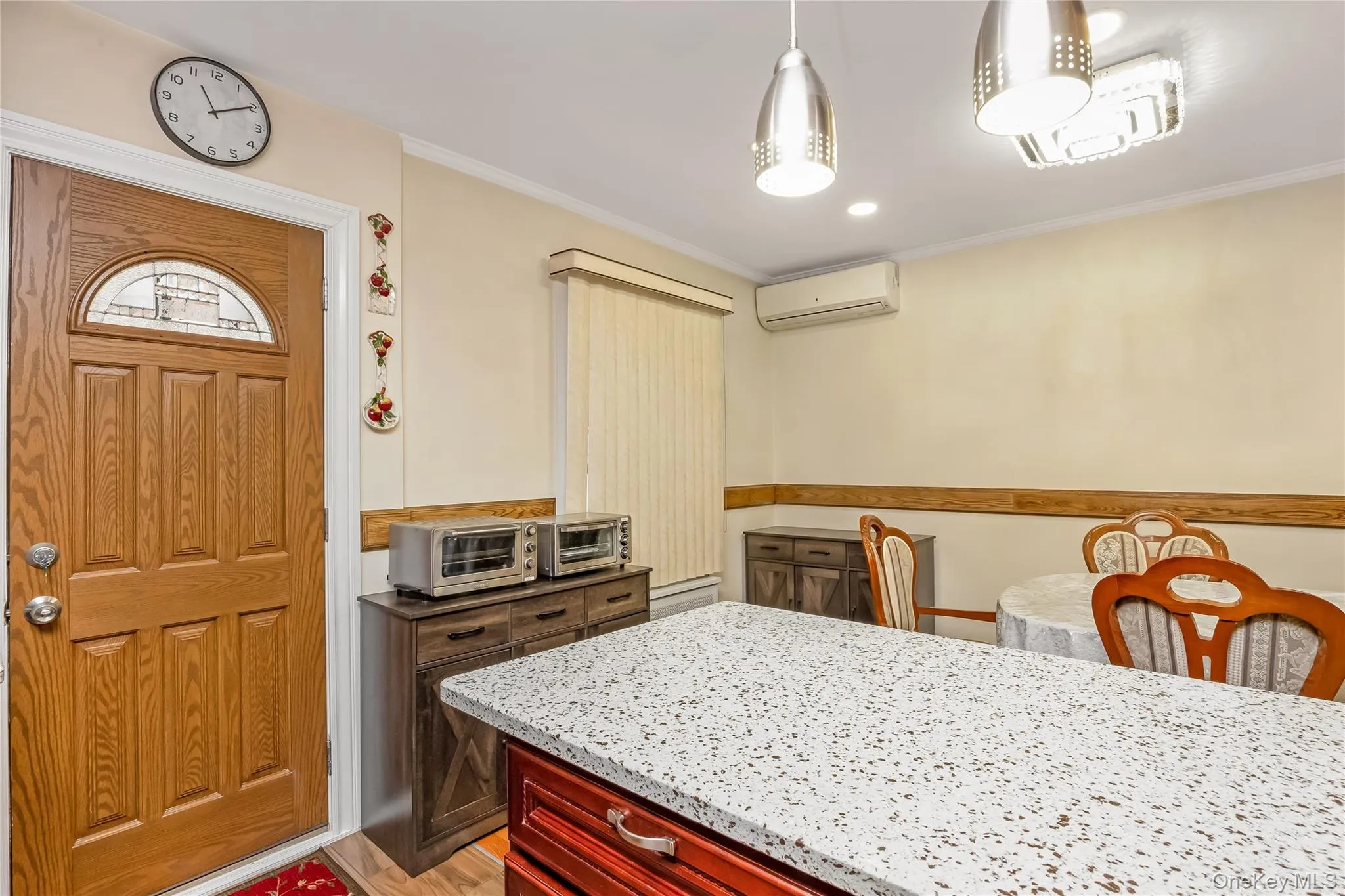 17316 Jewel Avenue, New York, NY, 3 Bedrooms Bedrooms, 6 Rooms Rooms,1 BathroomBathrooms,Residential,For Rent,Jewel,0,1021053 17316 Jewel Avenue, New York, NY, 3 Bedrooms Bedrooms, 6 Rooms Rooms,1 BathroomBathrooms,Residential,For Rent,Jewel,0,1021053