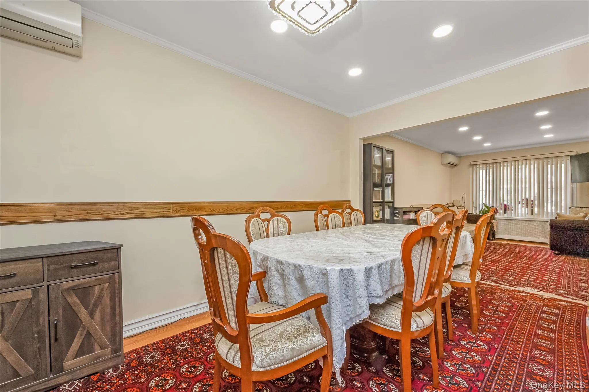 17316 Jewel Avenue, New York, NY, 3 Bedrooms Bedrooms, 6 Rooms Rooms,1 BathroomBathrooms,Residential,For Rent,Jewel,0,1021053 17316 Jewel Avenue, New York, NY, 3 Bedrooms Bedrooms, 6 Rooms Rooms,1 BathroomBathrooms,Residential,For Rent,Jewel,0,1021053