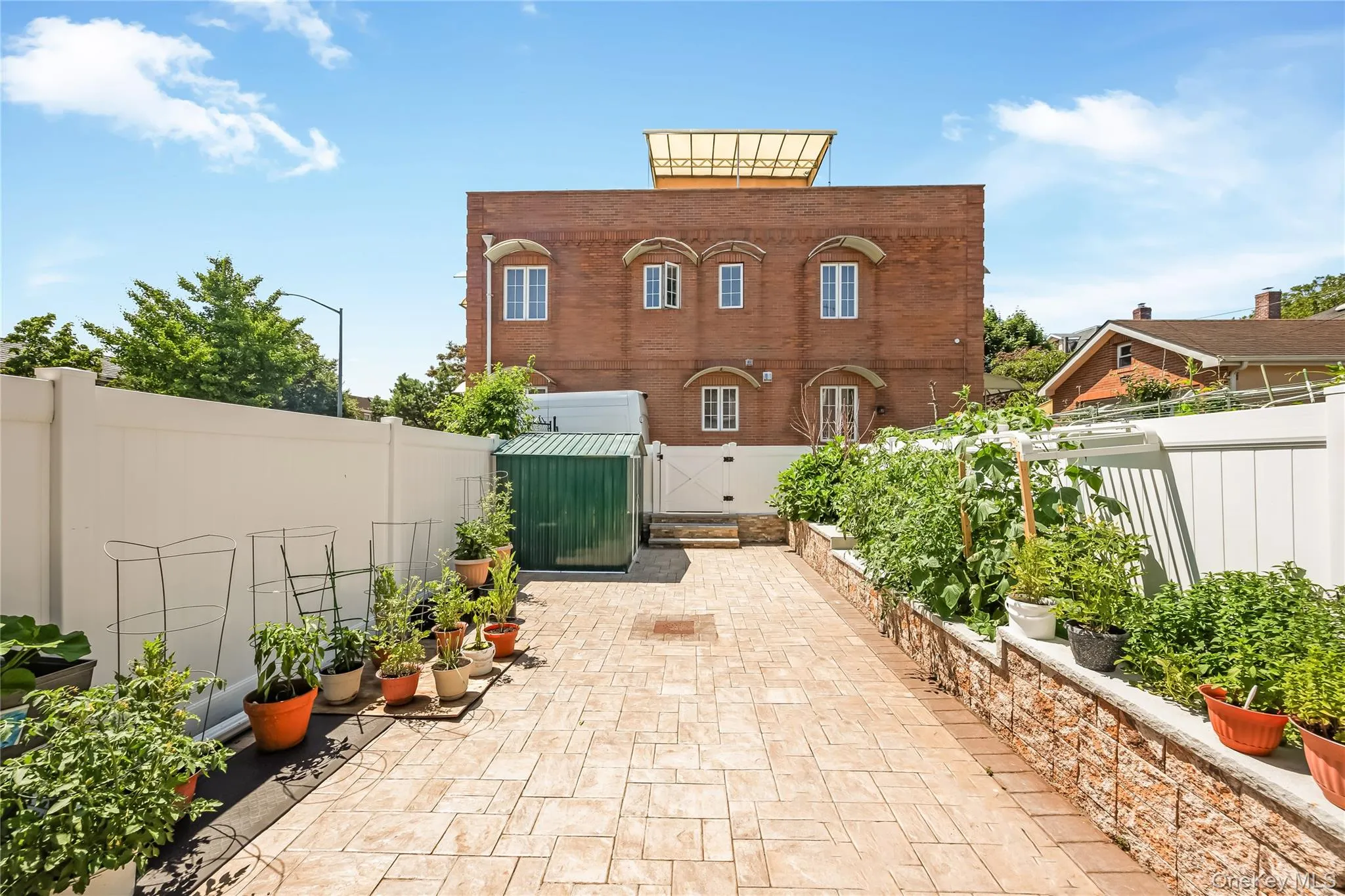17316 Jewel Avenue, New York, NY, 3 Bedrooms Bedrooms, 6 Rooms Rooms,1 BathroomBathrooms,Residential,For Rent,Jewel,0,1021053 17316 Jewel Avenue, New York, NY, 3 Bedrooms Bedrooms, 6 Rooms Rooms,1 BathroomBathrooms,Residential,For Rent,Jewel,0,1021053