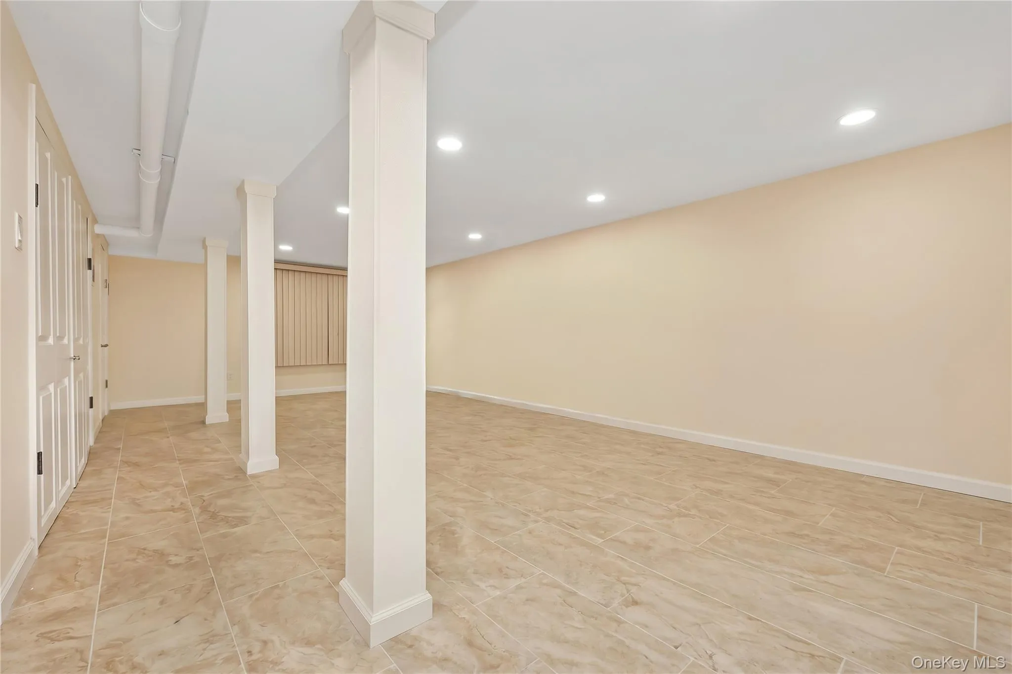 17316 Jewel Avenue, New York, NY, 3 Bedrooms Bedrooms, 6 Rooms Rooms,1 BathroomBathrooms,Residential,For Rent,Jewel,0,1021053 17316 Jewel Avenue, New York, NY, 3 Bedrooms Bedrooms, 6 Rooms Rooms,1 BathroomBathrooms,Residential,For Rent,Jewel,0,1021053