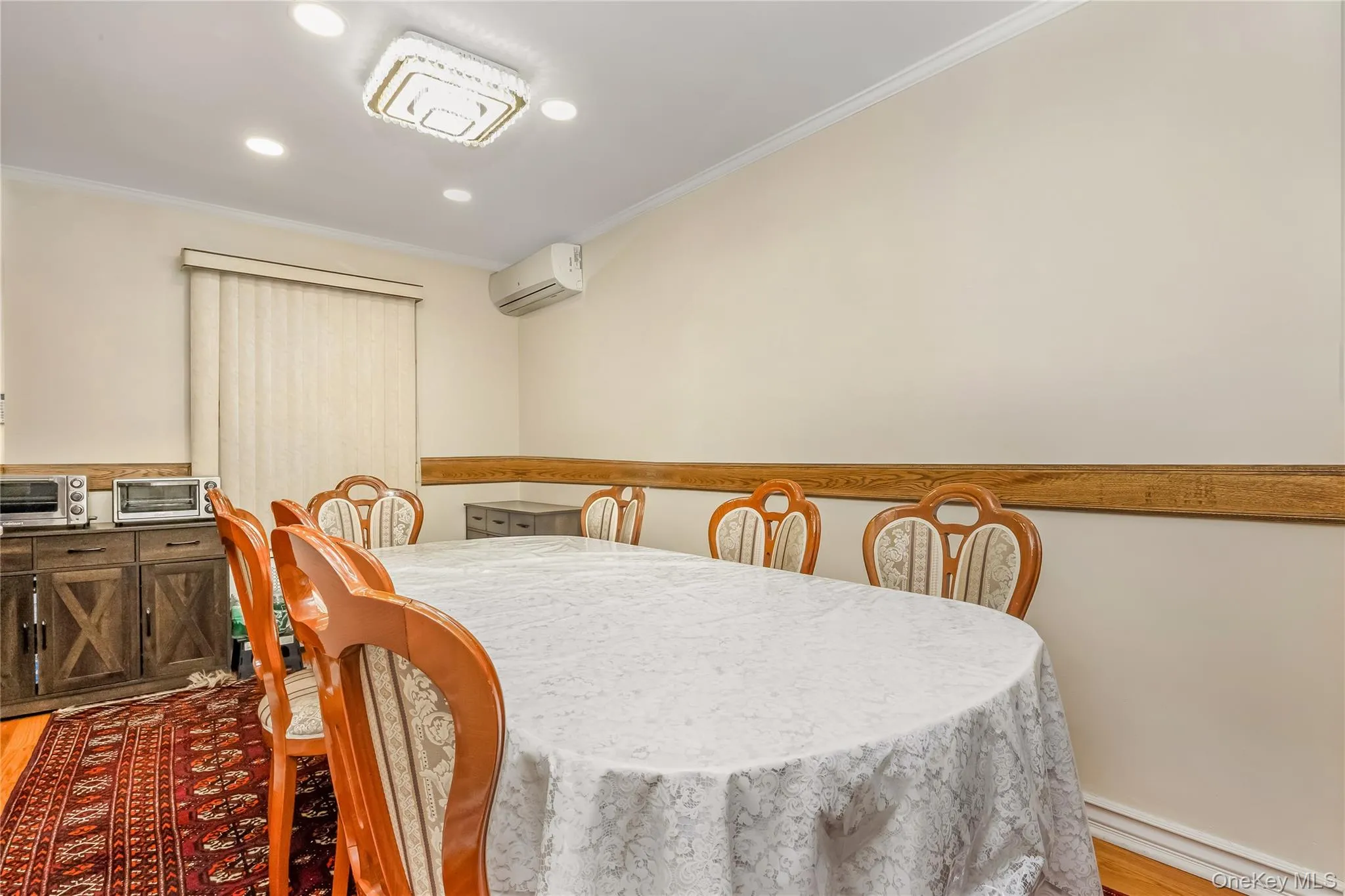 17316 Jewel Avenue, New York, NY, 3 Bedrooms Bedrooms, 6 Rooms Rooms,1 BathroomBathrooms,Residential,For Rent,Jewel,0,1021053 17316 Jewel Avenue, New York, NY, 3 Bedrooms Bedrooms, 6 Rooms Rooms,1 BathroomBathrooms,Residential,For Rent,Jewel,0,1021053