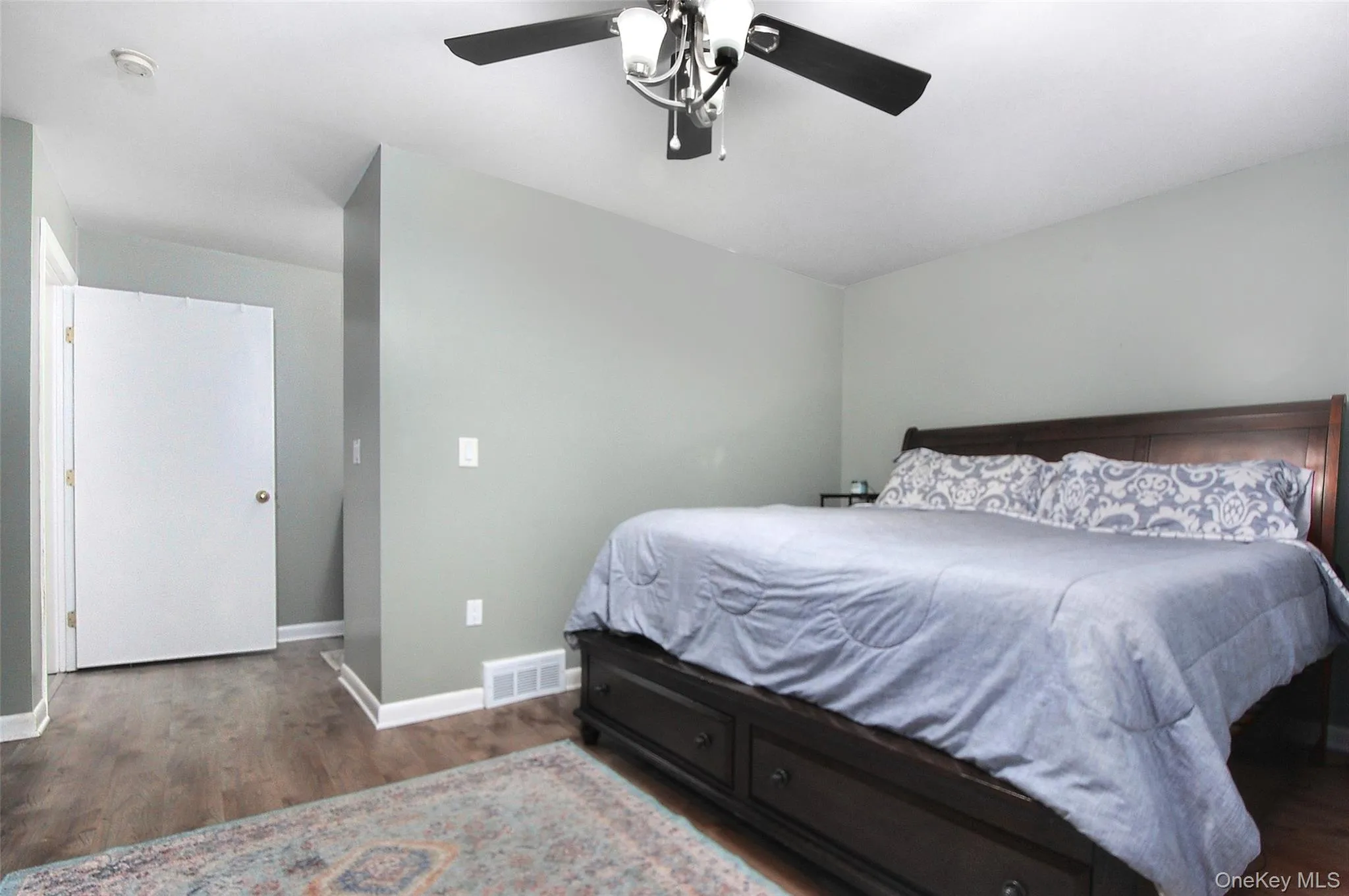 Primary Bedroom with walk-in closets Primary Bedroom with walk-in closets
