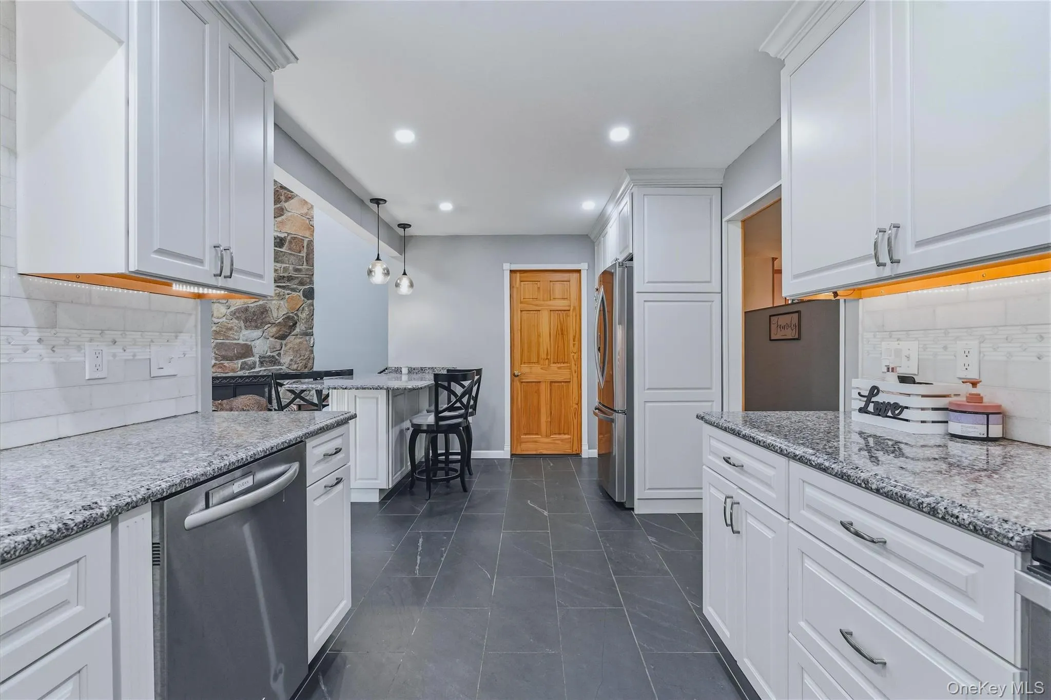 43 Nathan Hale Drive, East Fishkill, NY, 4 Bedrooms Bedrooms, 7 Rooms Rooms,2 BathroomsBathrooms,Residential,For Rent,Nathan Hale,0,1021059 43 Nathan Hale Drive, East Fishkill, NY, 4 Bedrooms Bedrooms, 7 Rooms Rooms,2 BathroomsBathrooms,Residential,For Rent,Nathan Hale,0,1021059