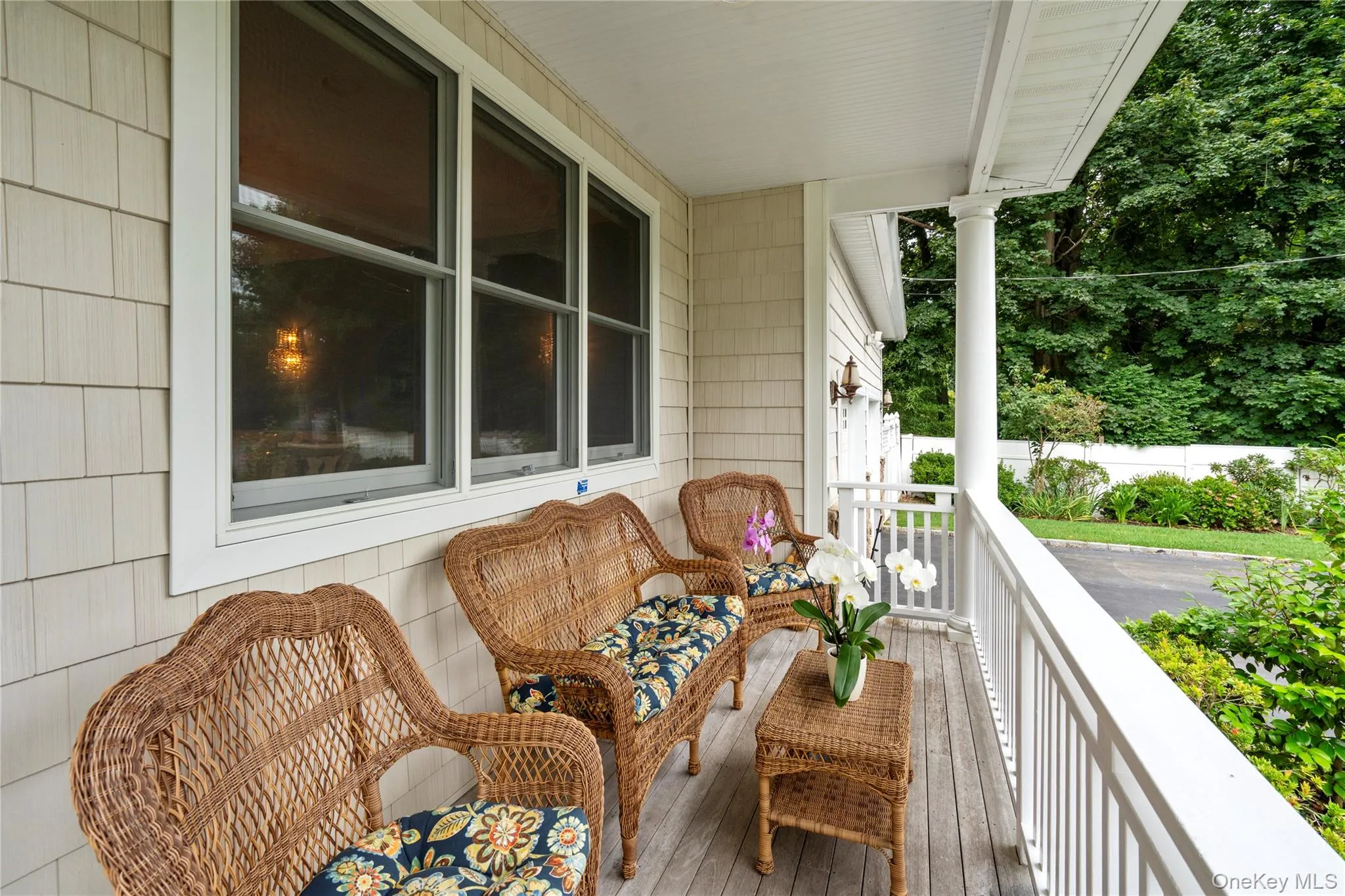 90 Meadow Glen Road, Smithtown, NY, 4 Bedrooms Bedrooms, 12 Rooms Rooms,3 BathroomsBathrooms,Residential,For Rent,Meadow Glen,0,1021060 90 Meadow Glen Road, Smithtown, NY, 4 Bedrooms Bedrooms, 12 Rooms Rooms,3 BathroomsBathrooms,Residential,For Rent,Meadow Glen,0,1021060