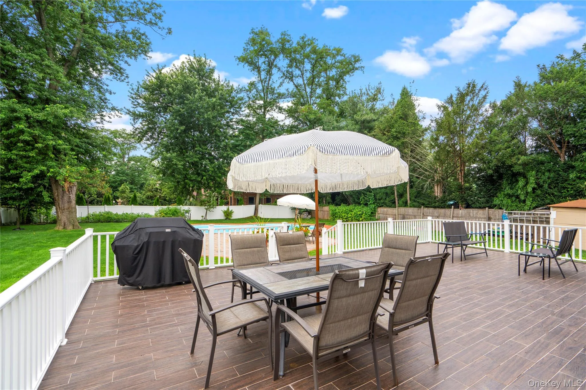 90 Meadow Glen Road, Smithtown, NY, 4 Bedrooms Bedrooms, 12 Rooms Rooms,3 BathroomsBathrooms,Residential,For Rent,Meadow Glen,0,1021060 90 Meadow Glen Road, Smithtown, NY, 4 Bedrooms Bedrooms, 12 Rooms Rooms,3 BathroomsBathrooms,Residential,For Rent,Meadow Glen,0,1021060
