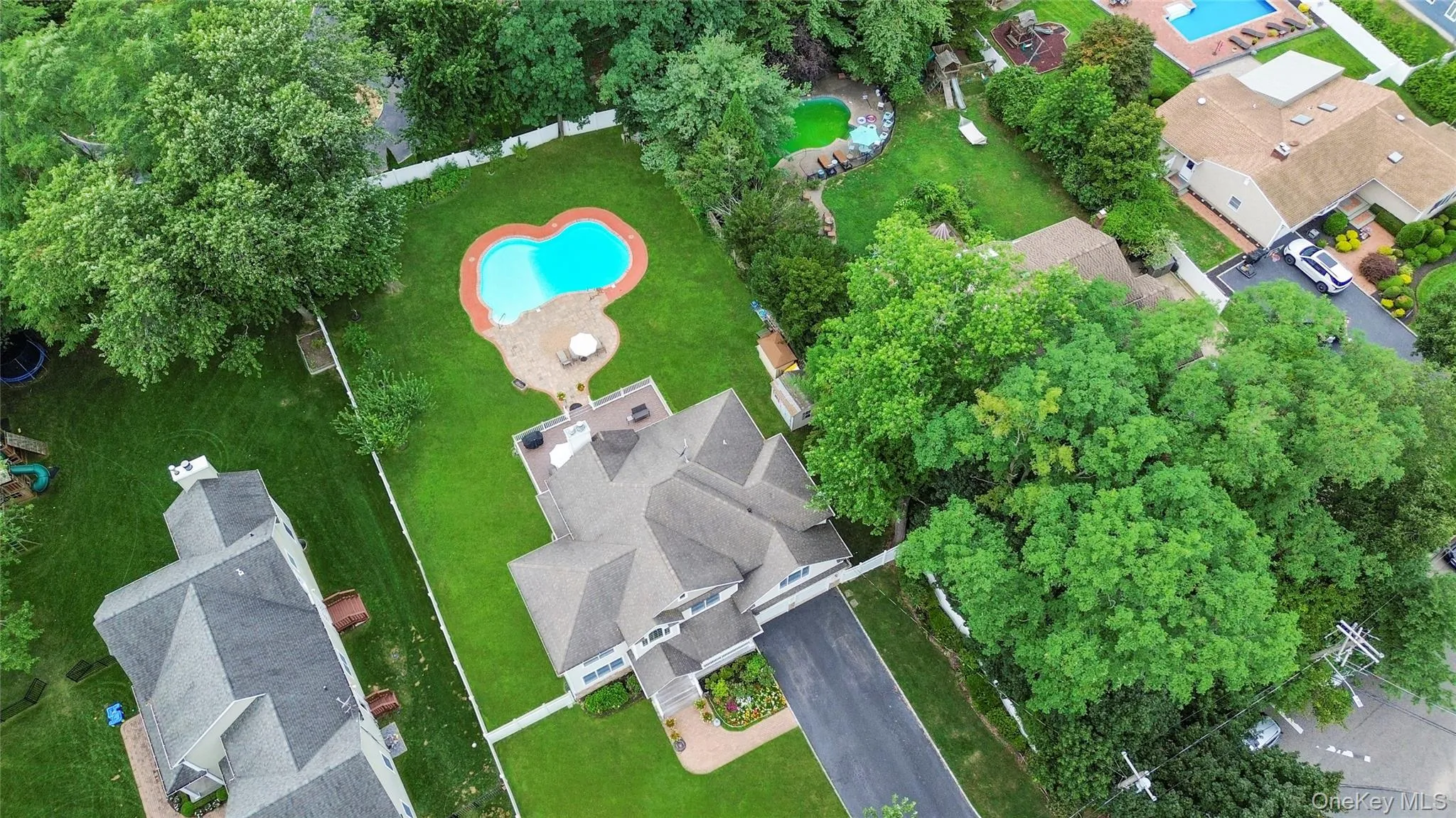 90 Meadow Glen Road, Smithtown, NY, 4 Bedrooms Bedrooms, 12 Rooms Rooms,3 BathroomsBathrooms,Residential,For Rent,Meadow Glen,0,1021060 90 Meadow Glen Road, Smithtown, NY, 4 Bedrooms Bedrooms, 12 Rooms Rooms,3 BathroomsBathrooms,Residential,For Rent,Meadow Glen,0,1021060