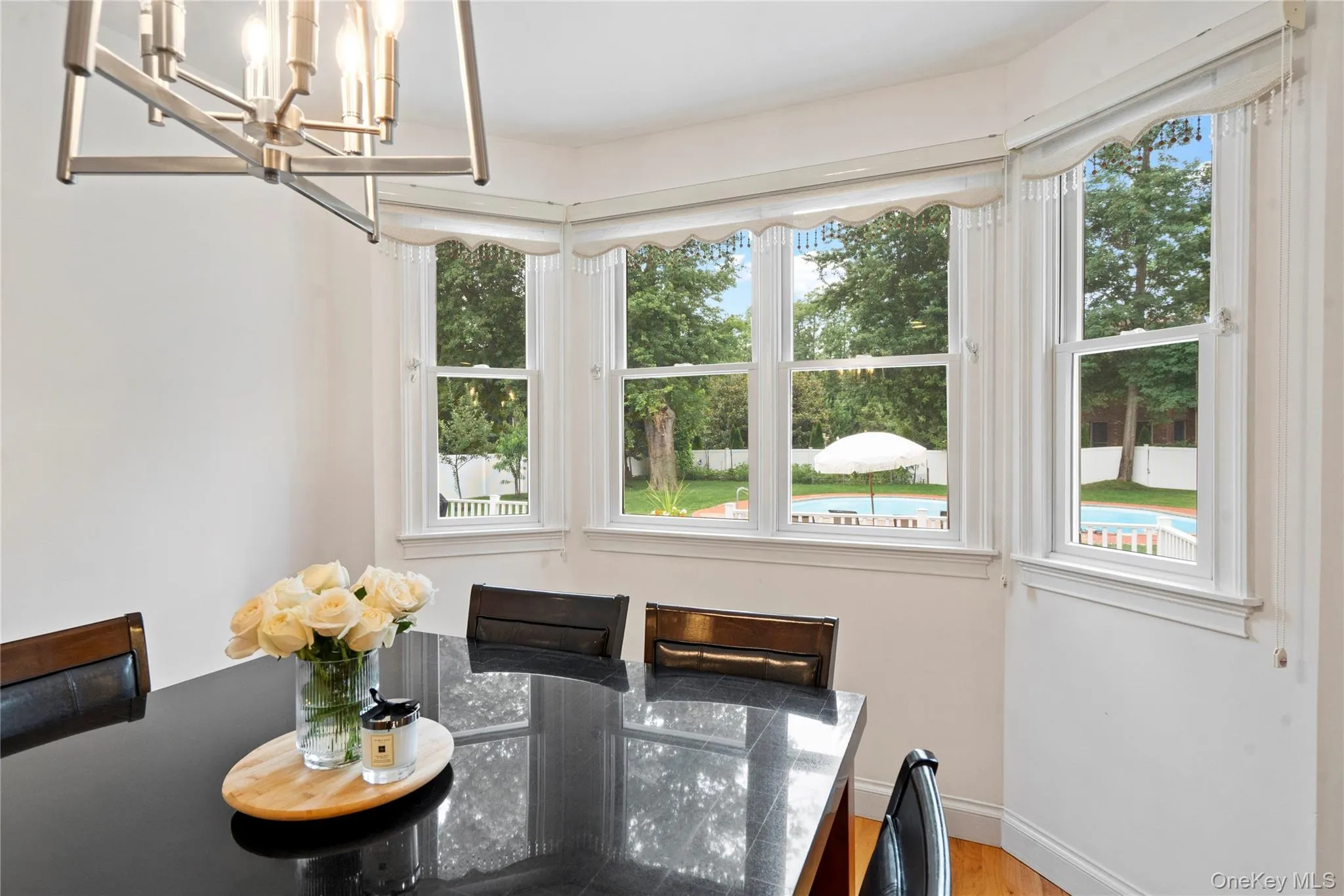 90 Meadow Glen Road, Smithtown, NY, 4 Bedrooms Bedrooms, 12 Rooms Rooms,3 BathroomsBathrooms,Residential,For Rent,Meadow Glen,0,1021060 90 Meadow Glen Road, Smithtown, NY, 4 Bedrooms Bedrooms, 12 Rooms Rooms,3 BathroomsBathrooms,Residential,For Rent,Meadow Glen,0,1021060