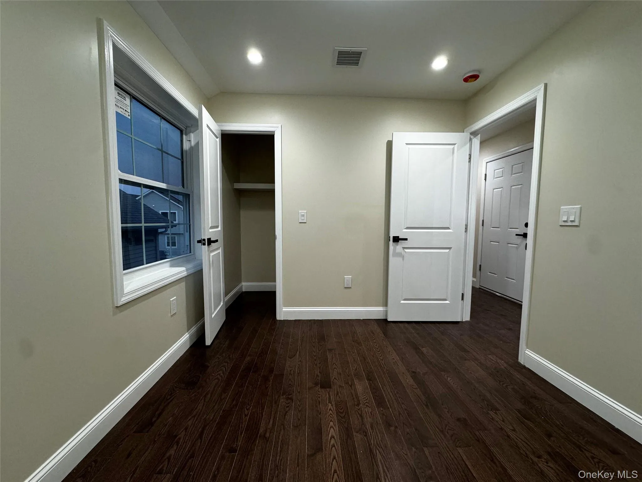 418 Beach 38th Street, New York, NY, 3 Bedrooms Bedrooms, 4 Rooms Rooms,2 BathroomsBathrooms,Residential Lease,For Rent,Beach 38th,0,1021061 418 Beach 38th Street, New York, NY, 3 Bedrooms Bedrooms, 4 Rooms Rooms,2 BathroomsBathrooms,Residential Lease,For Rent,Beach 38th,0,1021061