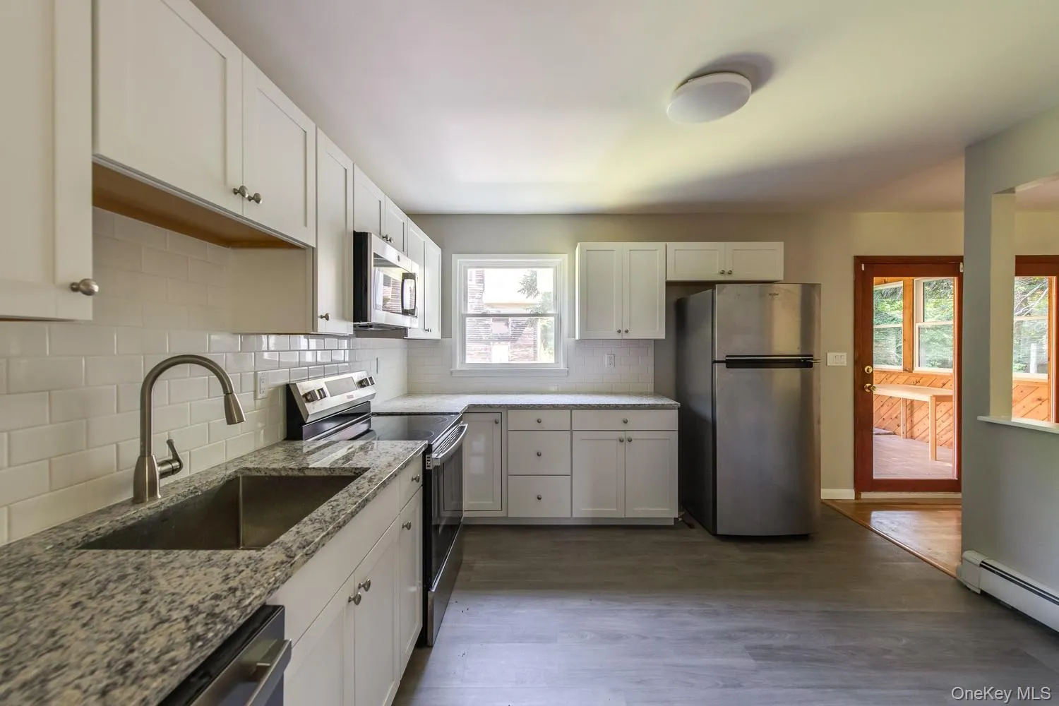 Granite counters, stainless steel appliances Granite counters, stainless steel appliances