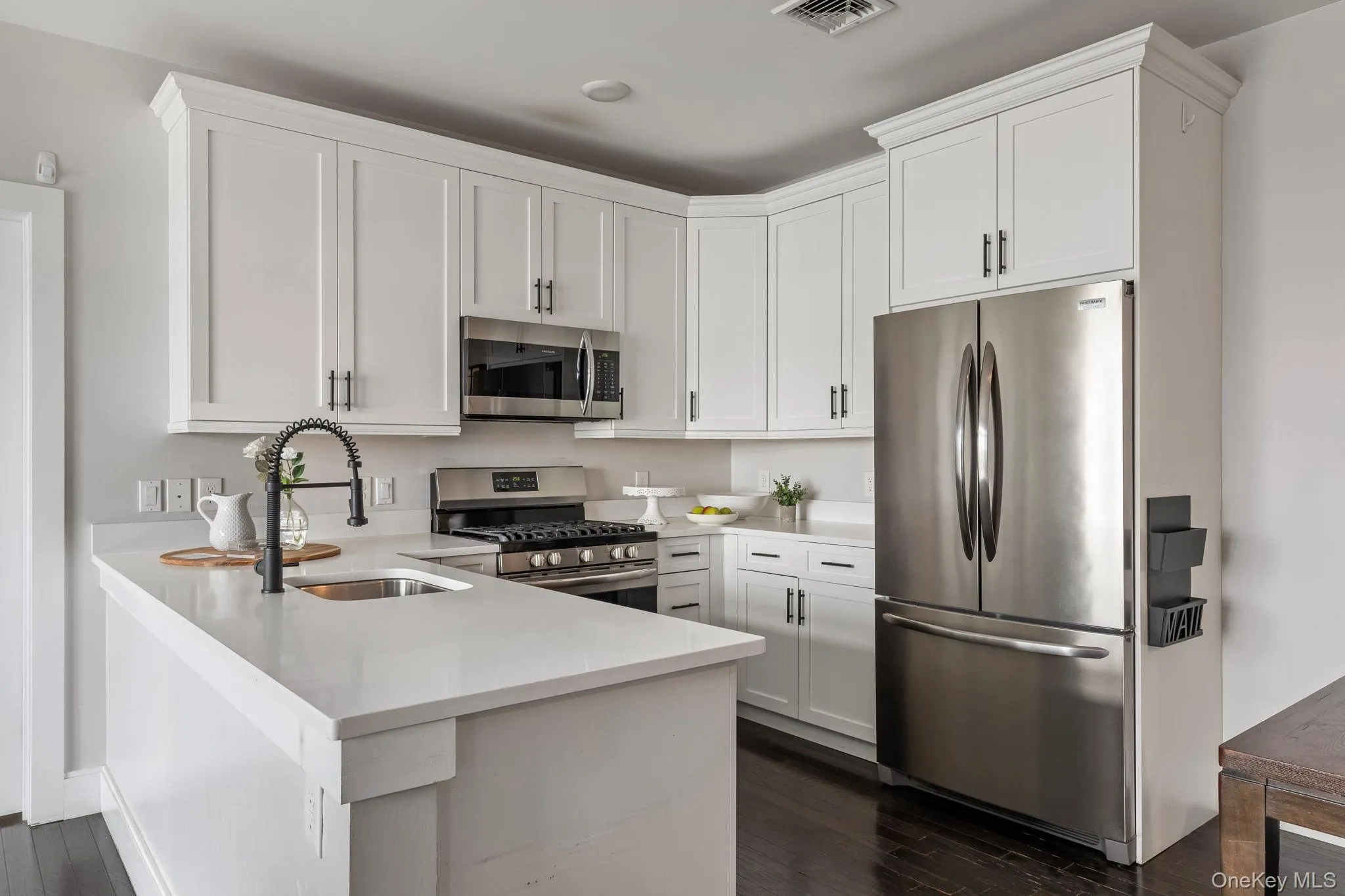 222 Marina Pointe Drive, Hempstead, NY, 2 Bedrooms Bedrooms, 7 Rooms Rooms,2 BathroomsBathrooms,Residential,For Rent,Marina Pointe,0,1021065 222 Marina Pointe Drive, Hempstead, NY, 2 Bedrooms Bedrooms, 7 Rooms Rooms,2 BathroomsBathrooms,Residential,For Rent,Marina Pointe,0,1021065