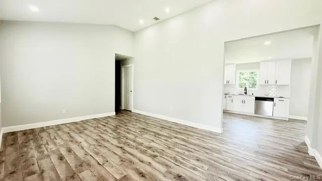 16 Adobe Drive, Brookhaven, NY, 3 Bedrooms Bedrooms, 7 Rooms Rooms,2 BathroomsBathrooms,Residential,For Rent,Adobe,0,1021068 16 Adobe Drive, Brookhaven, NY, 3 Bedrooms Bedrooms, 7 Rooms Rooms,2 BathroomsBathrooms,Residential,For Rent,Adobe,0,1021068