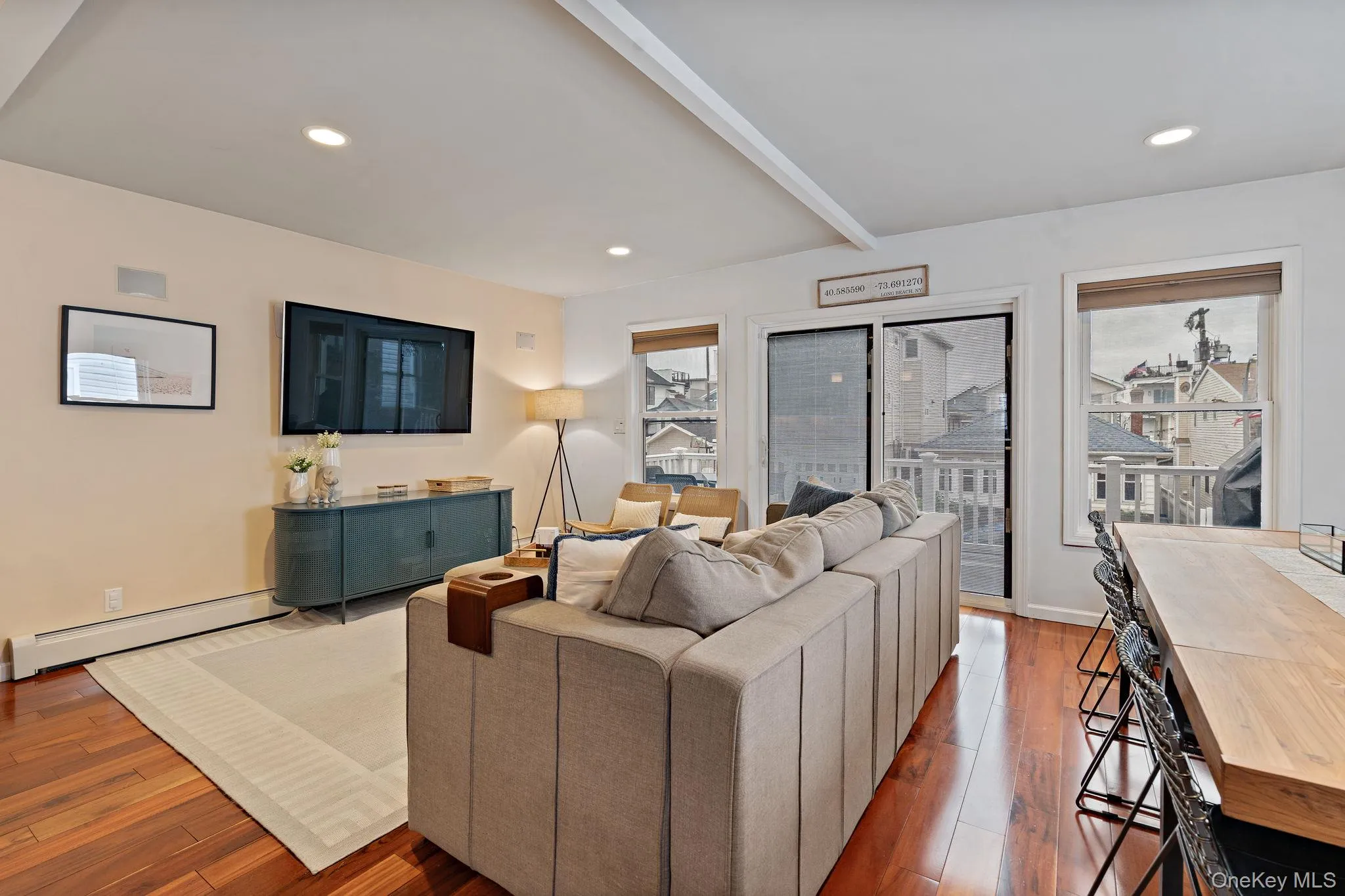 46 Wyoming Avenue, Long Beach, NY, 2 Bedrooms Bedrooms, 8 Rooms Rooms,2 BathroomsBathrooms,Residential,For Rent,Wyoming,0,1021073 46 Wyoming Avenue, Long Beach, NY, 2 Bedrooms Bedrooms, 8 Rooms Rooms,2 BathroomsBathrooms,Residential,For Rent,Wyoming,0,1021073