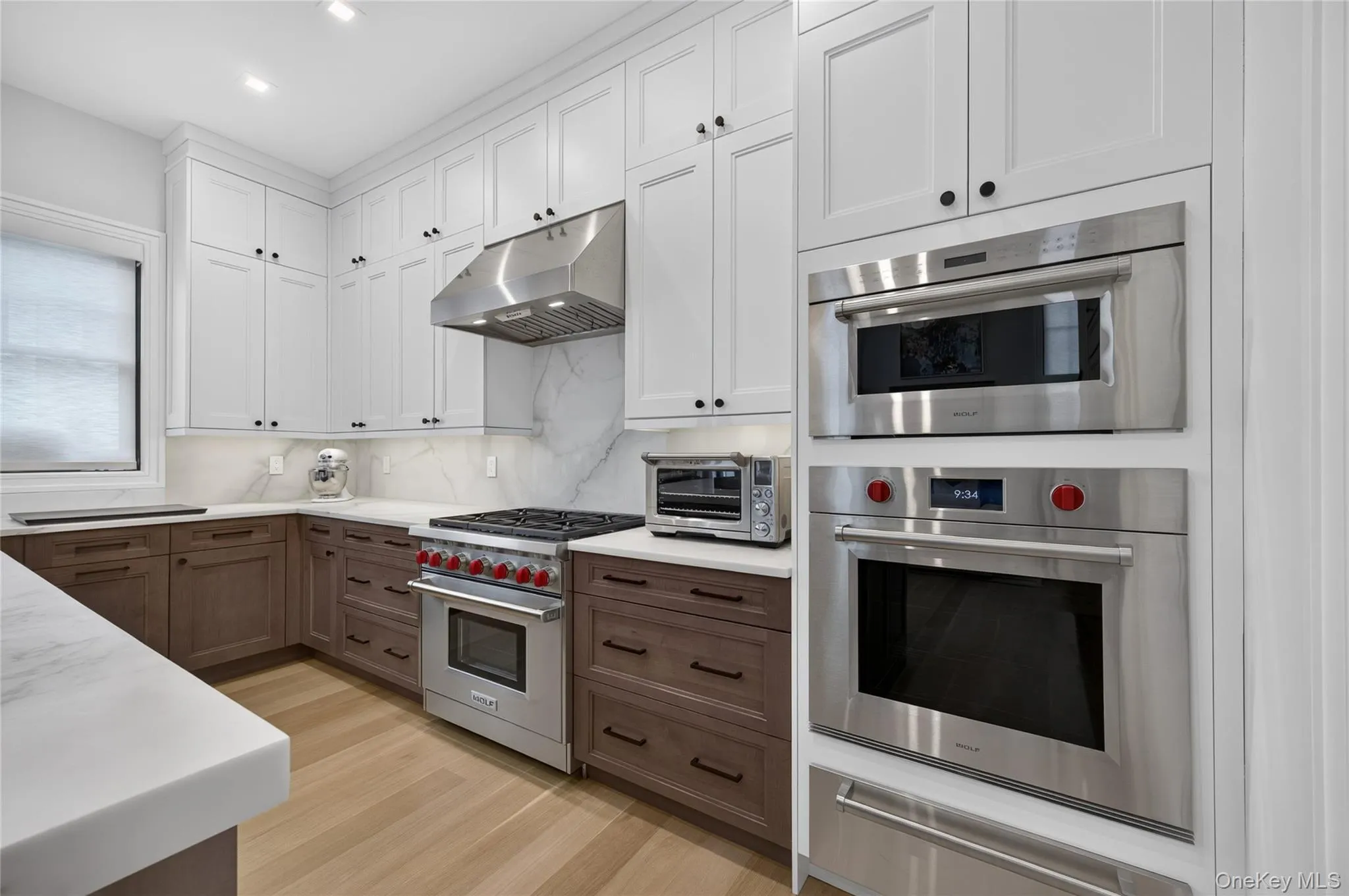 Kitchen with Wolf Ovens & Warming Drawer Kitchen with Wolf Ovens & Warming Drawer