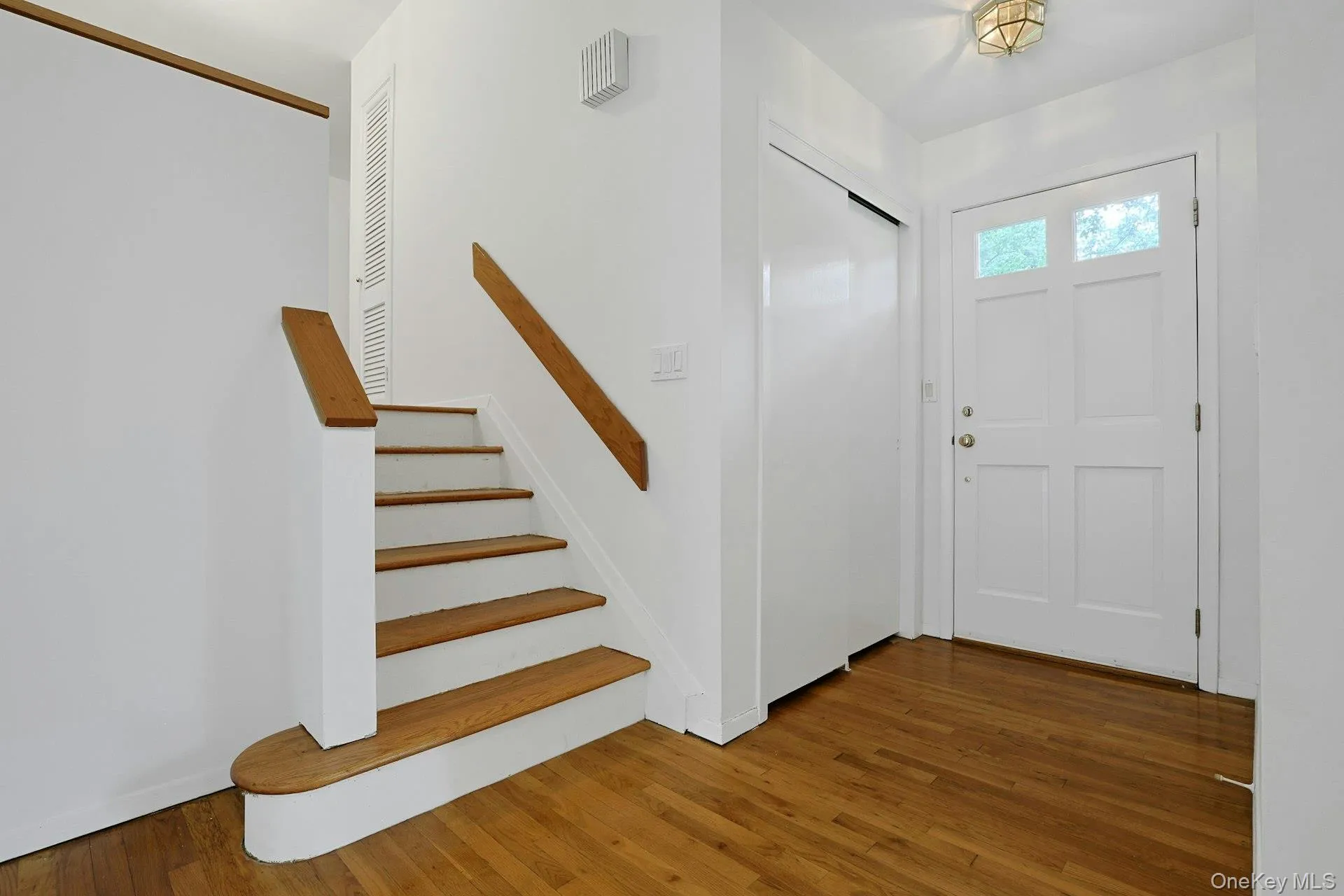 67 Belleau Avenue, New Rochelle, NY, 3 Bedrooms Bedrooms, 7 Rooms Rooms,2 BathroomsBathrooms,Residential,For Rent,Belleau,0,1021075 67 Belleau Avenue, New Rochelle, NY, 3 Bedrooms Bedrooms, 7 Rooms Rooms,2 BathroomsBathrooms,Residential,For Rent,Belleau,0,1021075