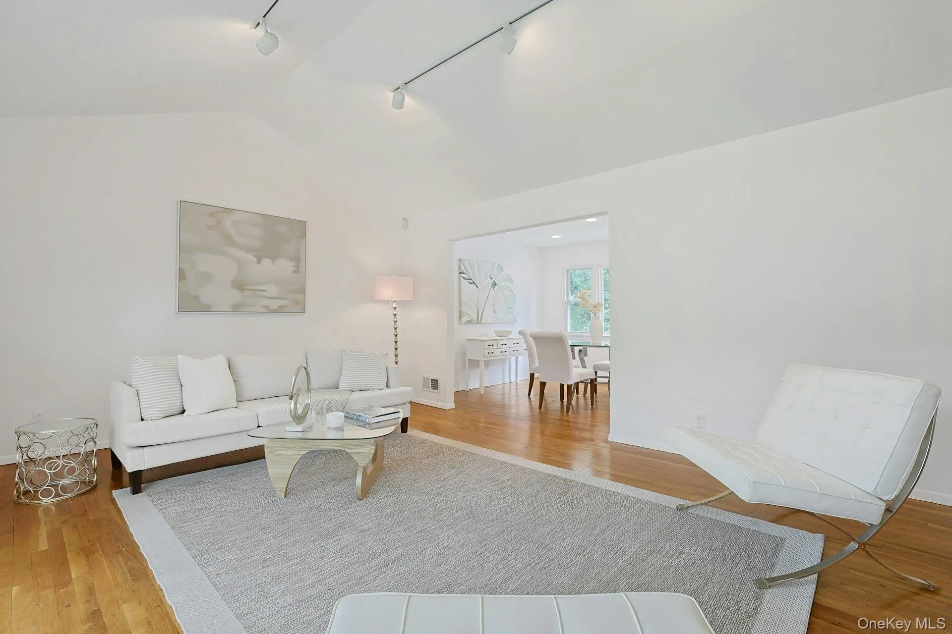 67 Belleau Avenue, New Rochelle, NY, 3 Bedrooms Bedrooms, 7 Rooms Rooms,2 BathroomsBathrooms,Residential,For Rent,Belleau,0,1021075 67 Belleau Avenue, New Rochelle, NY, 3 Bedrooms Bedrooms, 7 Rooms Rooms,2 BathroomsBathrooms,Residential,For Rent,Belleau,0,1021075