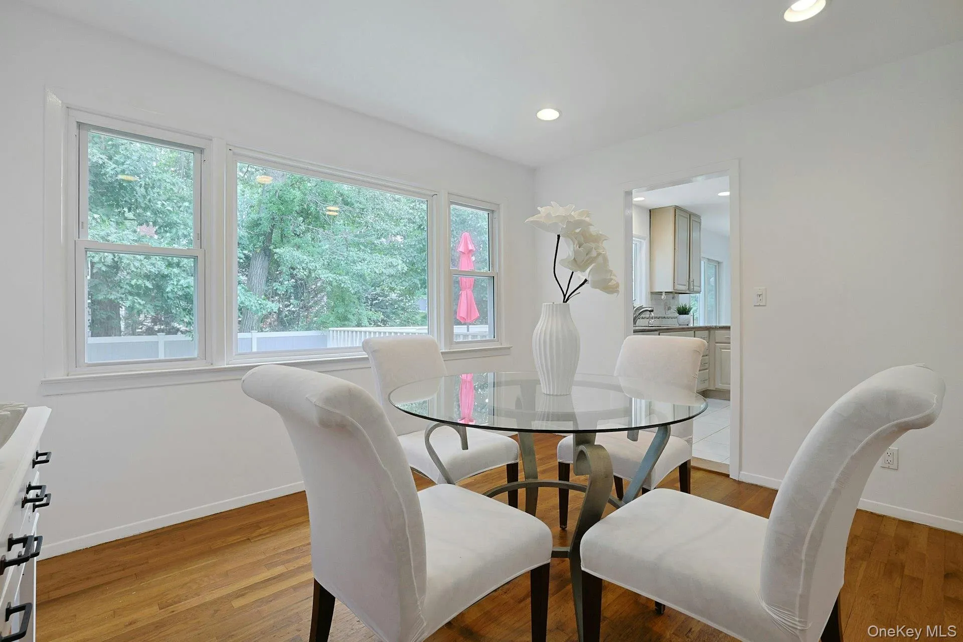 67 Belleau Avenue, New Rochelle, NY, 3 Bedrooms Bedrooms, 7 Rooms Rooms,2 BathroomsBathrooms,Residential,For Rent,Belleau,0,1021075 67 Belleau Avenue, New Rochelle, NY, 3 Bedrooms Bedrooms, 7 Rooms Rooms,2 BathroomsBathrooms,Residential,For Rent,Belleau,0,1021075