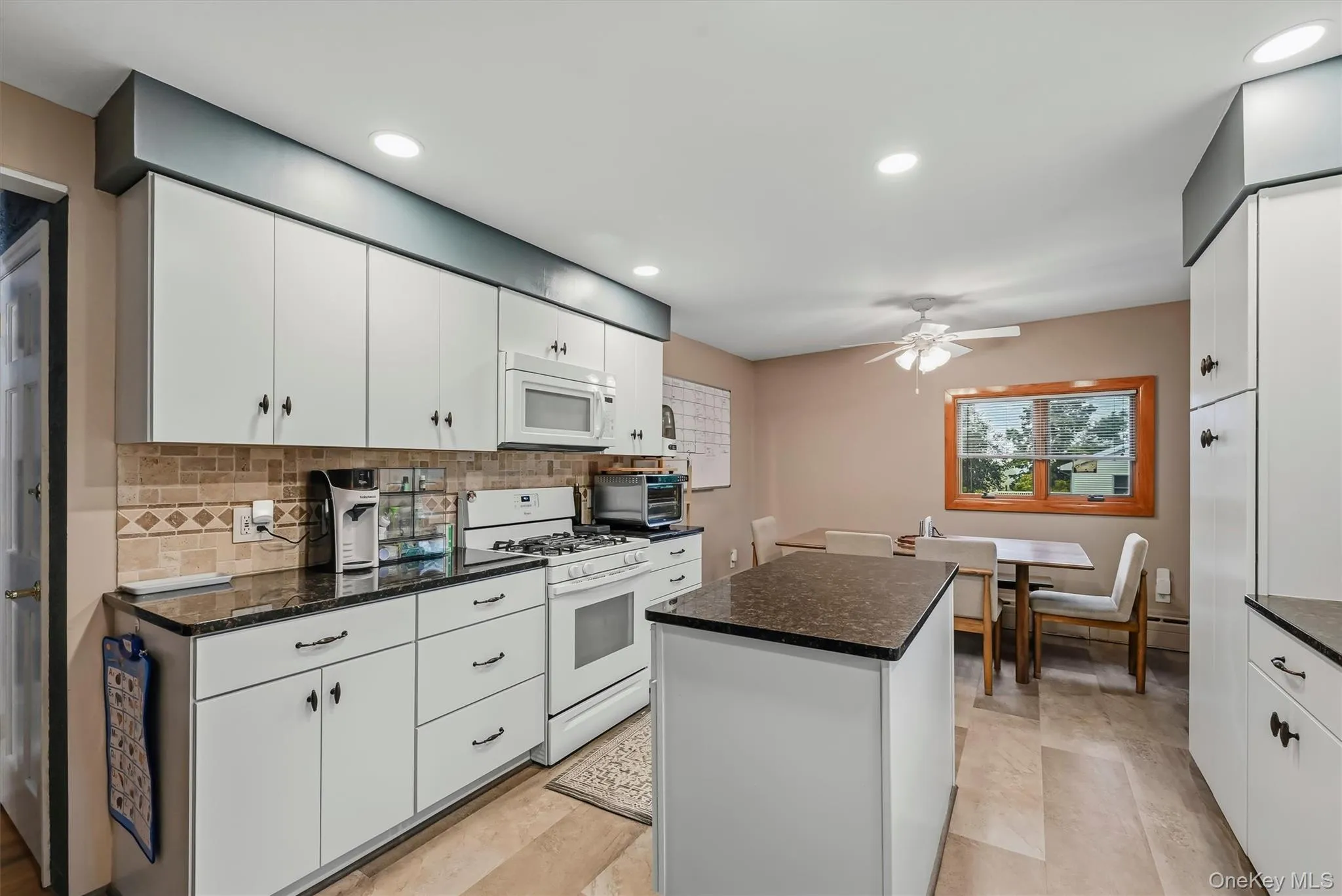 28 Maple Avenue, Goshen, NY, 3 Bedrooms Bedrooms, 8 Rooms Rooms,2 BathroomsBathrooms,Residential,For Rent,Maple,0,1021076 28 Maple Avenue, Goshen, NY, 3 Bedrooms Bedrooms, 8 Rooms Rooms,2 BathroomsBathrooms,Residential,For Rent,Maple,0,1021076