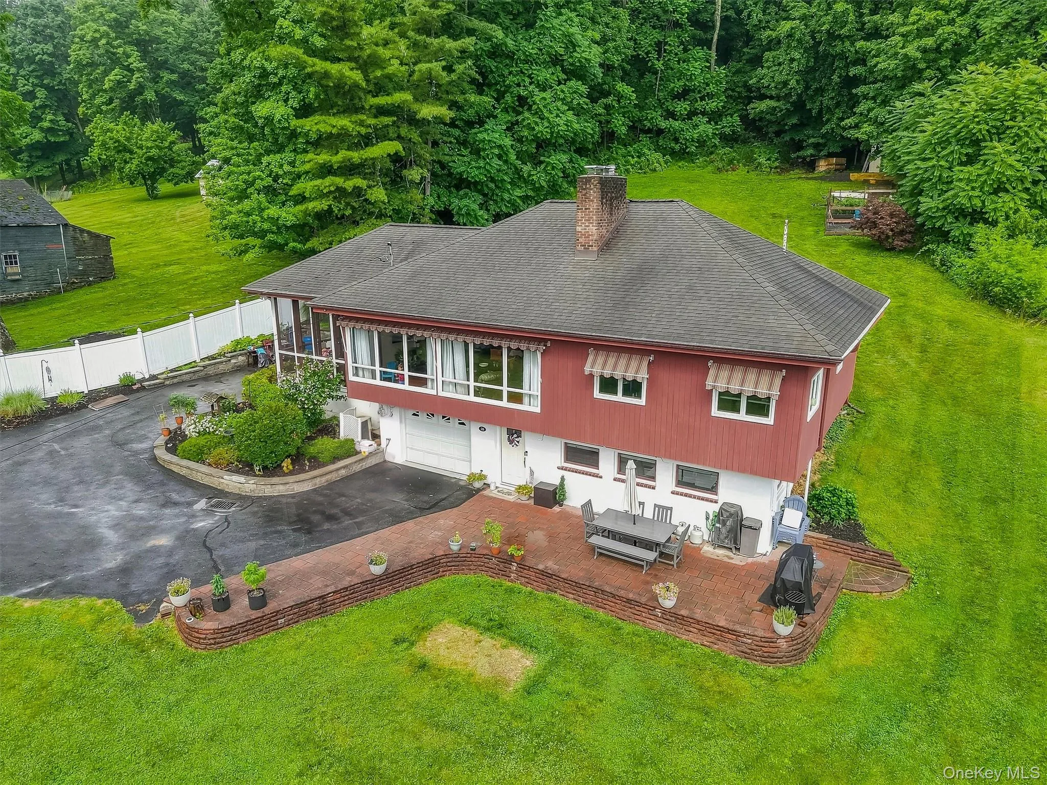 28 Maple Avenue, Goshen, NY, 3 Bedrooms Bedrooms, 8 Rooms Rooms,2 BathroomsBathrooms,Residential,For Rent,Maple,0,1021076 28 Maple Avenue, Goshen, NY, 3 Bedrooms Bedrooms, 8 Rooms Rooms,2 BathroomsBathrooms,Residential,For Rent,Maple,0,1021076