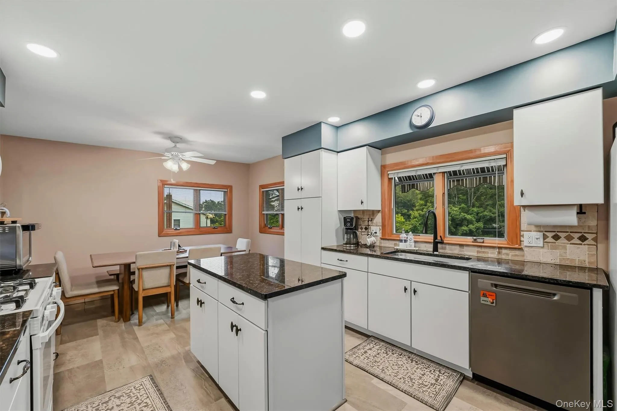 28 Maple Avenue, Goshen, NY, 3 Bedrooms Bedrooms, 8 Rooms Rooms,2 BathroomsBathrooms,Residential,For Rent,Maple,0,1021076 28 Maple Avenue, Goshen, NY, 3 Bedrooms Bedrooms, 8 Rooms Rooms,2 BathroomsBathrooms,Residential,For Rent,Maple,0,1021076
