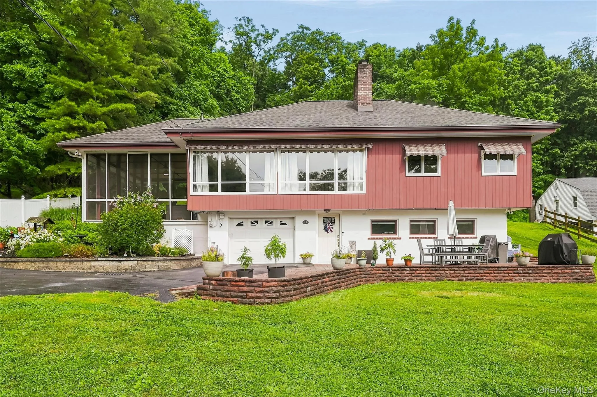 28 Maple Avenue, Goshen, NY, 3 Bedrooms Bedrooms, 8 Rooms Rooms,2 BathroomsBathrooms,Residential,For Rent,Maple,0,1021076 28 Maple Avenue, Goshen, NY, 3 Bedrooms Bedrooms, 8 Rooms Rooms,2 BathroomsBathrooms,Residential,For Rent,Maple,0,1021076