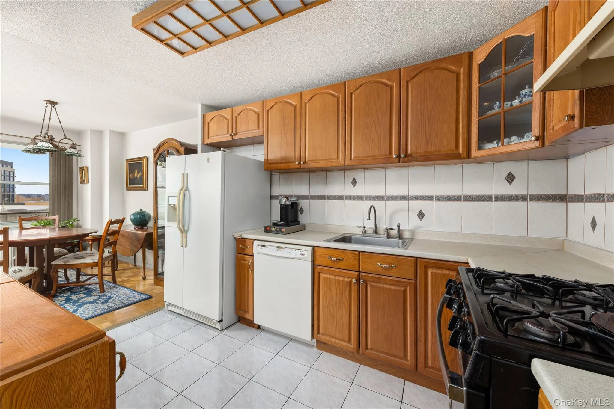 70-31 108th Street, New York, NY, 1 Bedroom Bedrooms, 4 Rooms Rooms,1 BathroomBathrooms,Residential,For Rent,108th Street,0,1021078 70-31 108th Street, New York, NY, 1 Bedroom Bedrooms, 4 Rooms Rooms,1 BathroomBathrooms,Residential,For Rent,108th Street,0,1021078