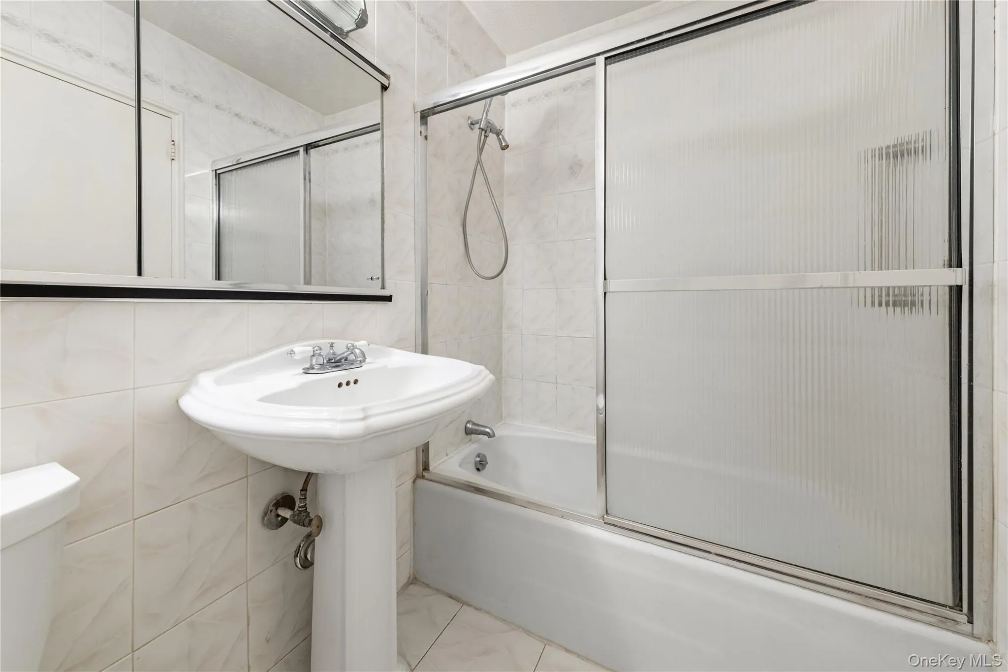 70-31 108th Street, New York, NY, 1 Bedroom Bedrooms, 4 Rooms Rooms,1 BathroomBathrooms,Residential,For Rent,108th Street,0,1021078 70-31 108th Street, New York, NY, 1 Bedroom Bedrooms, 4 Rooms Rooms,1 BathroomBathrooms,Residential,For Rent,108th Street,0,1021078