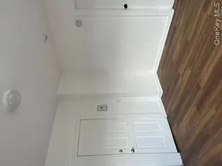 1262 New York Avenue, Huntington, NY, 1 Bedroom Bedrooms, 3 Rooms Rooms,1 BathroomBathrooms,Residential Lease,For Rent,New York,0,1021081 1262 New York Avenue, Huntington, NY, 1 Bedroom Bedrooms, 3 Rooms Rooms,1 BathroomBathrooms,Residential Lease,For Rent,New York,0,1021081