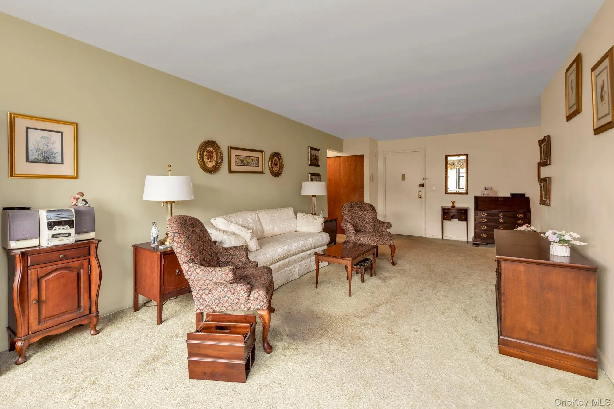 3 Birchwood Court, North Hempstead, NY, 1 Bedroom Bedrooms, 5 Rooms Rooms,1 BathroomBathrooms,Residential,For Rent,Birchwood,0,1021082 3 Birchwood Court, North Hempstead, NY, 1 Bedroom Bedrooms, 5 Rooms Rooms,1 BathroomBathrooms,Residential,For Rent,Birchwood,0,1021082
