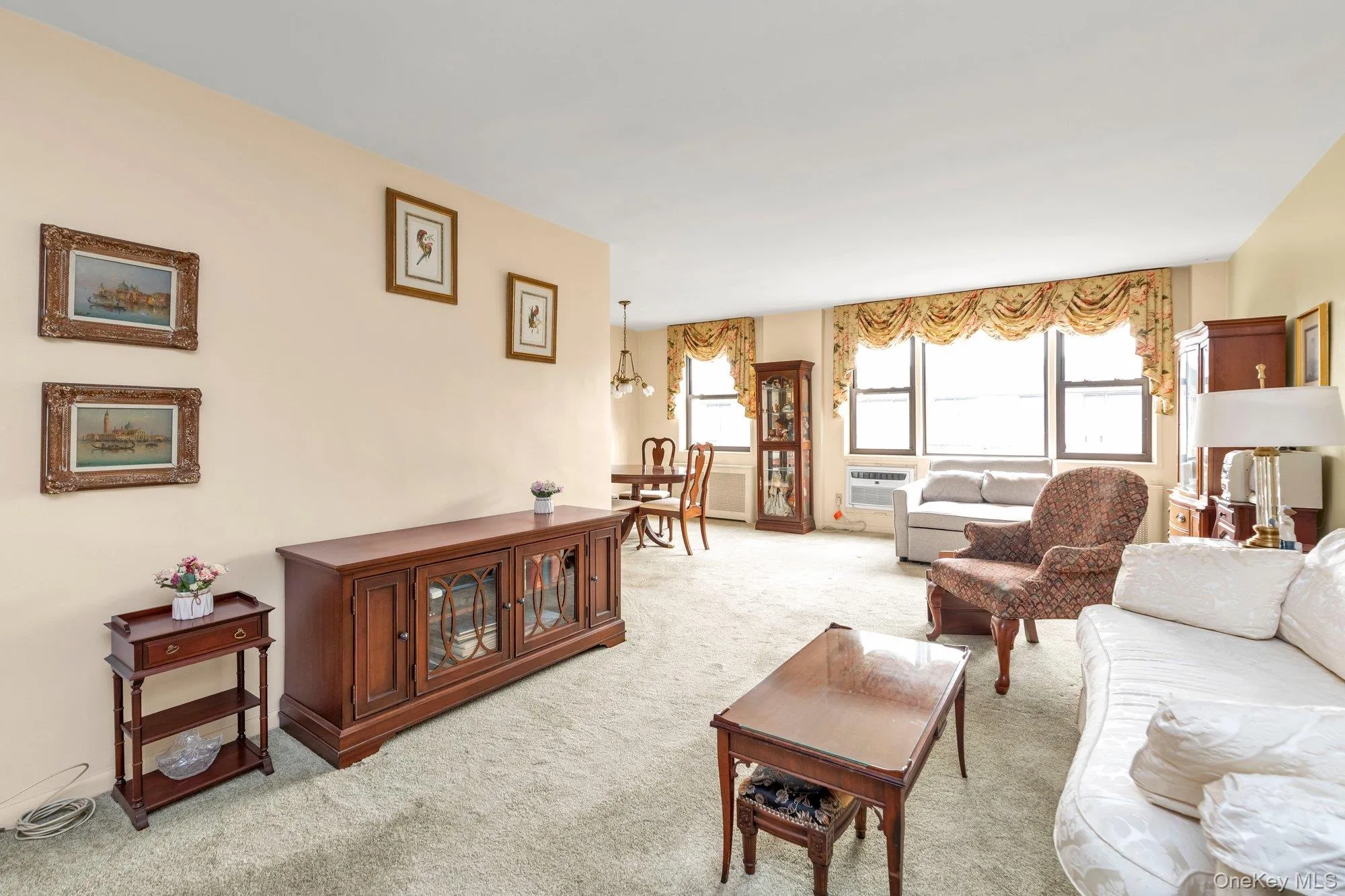 3 Birchwood Court, North Hempstead, NY, 1 Bedroom Bedrooms, 5 Rooms Rooms,1 BathroomBathrooms,Residential,For Rent,Birchwood,0,1021082 3 Birchwood Court, North Hempstead, NY, 1 Bedroom Bedrooms, 5 Rooms Rooms,1 BathroomBathrooms,Residential,For Rent,Birchwood,0,1021082