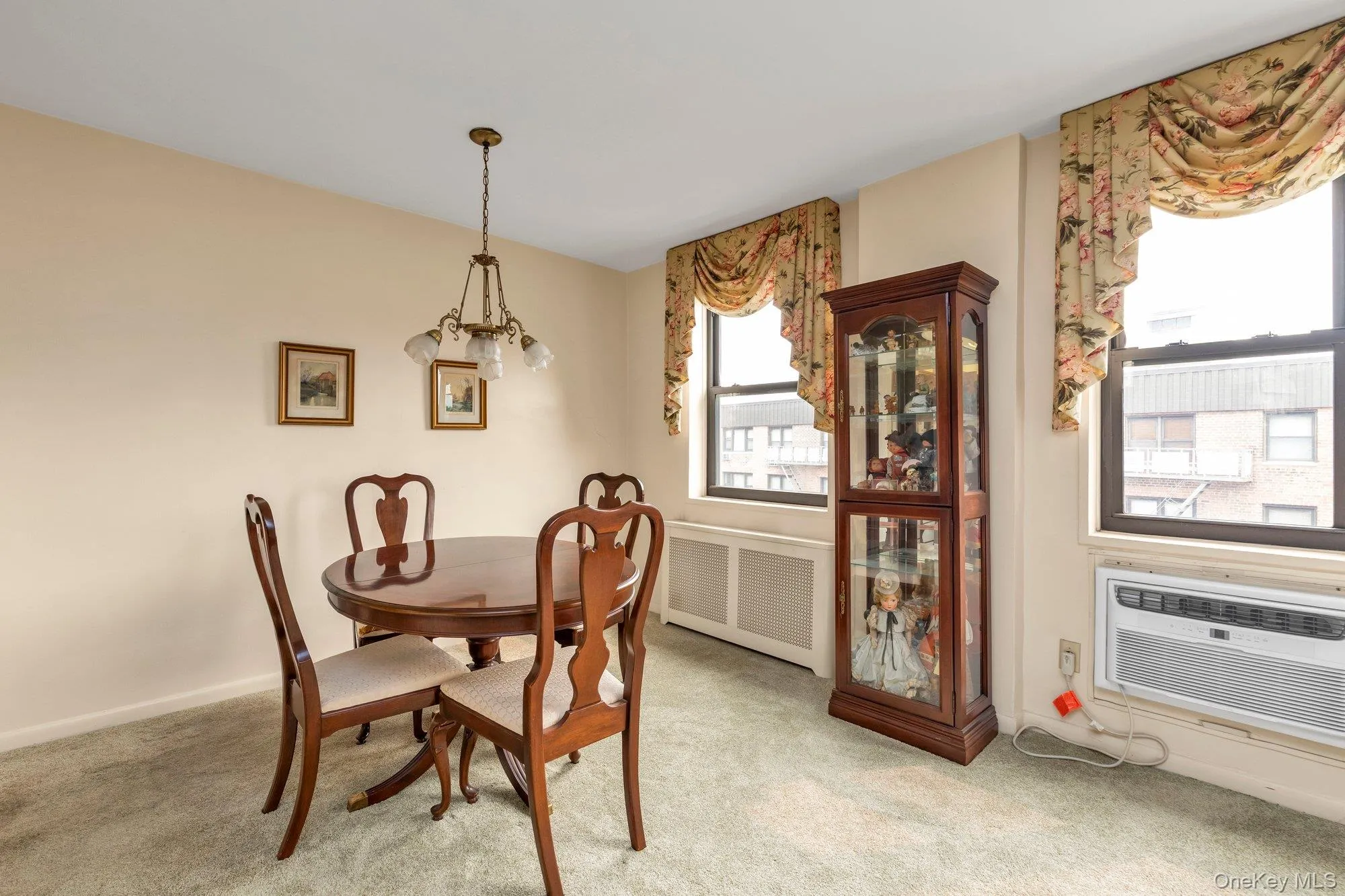 3 Birchwood Court, North Hempstead, NY, 1 Bedroom Bedrooms, 5 Rooms Rooms,1 BathroomBathrooms,Residential,For Rent,Birchwood,0,1021082 3 Birchwood Court, North Hempstead, NY, 1 Bedroom Bedrooms, 5 Rooms Rooms,1 BathroomBathrooms,Residential,For Rent,Birchwood,0,1021082